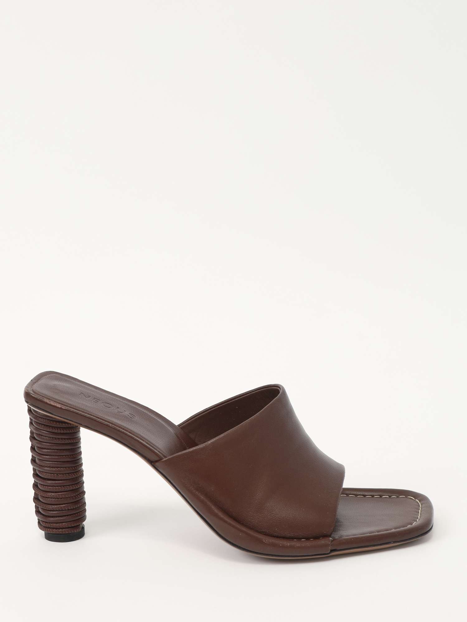 Neous Shoes 40.5