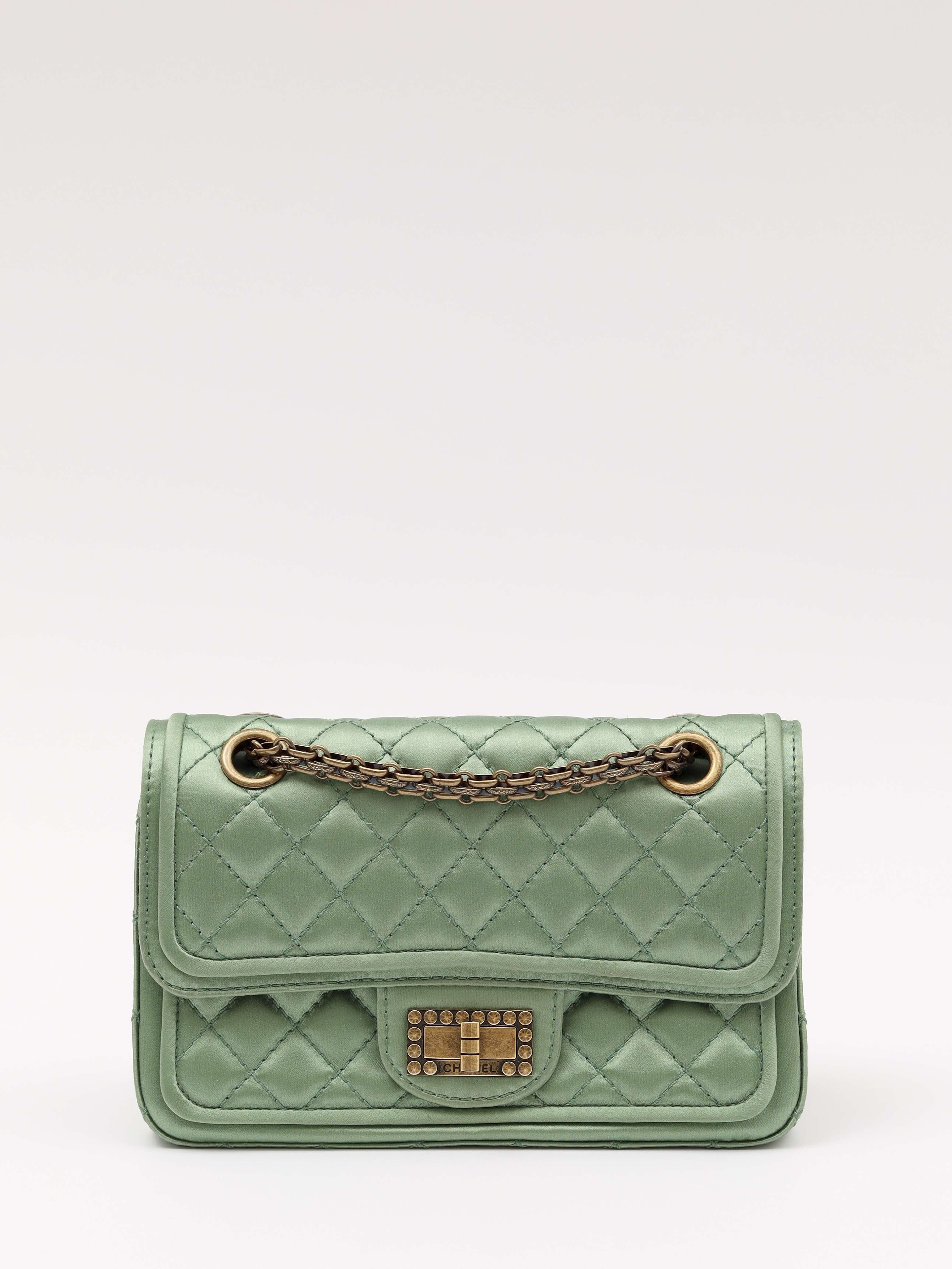 Chanel 2.55 