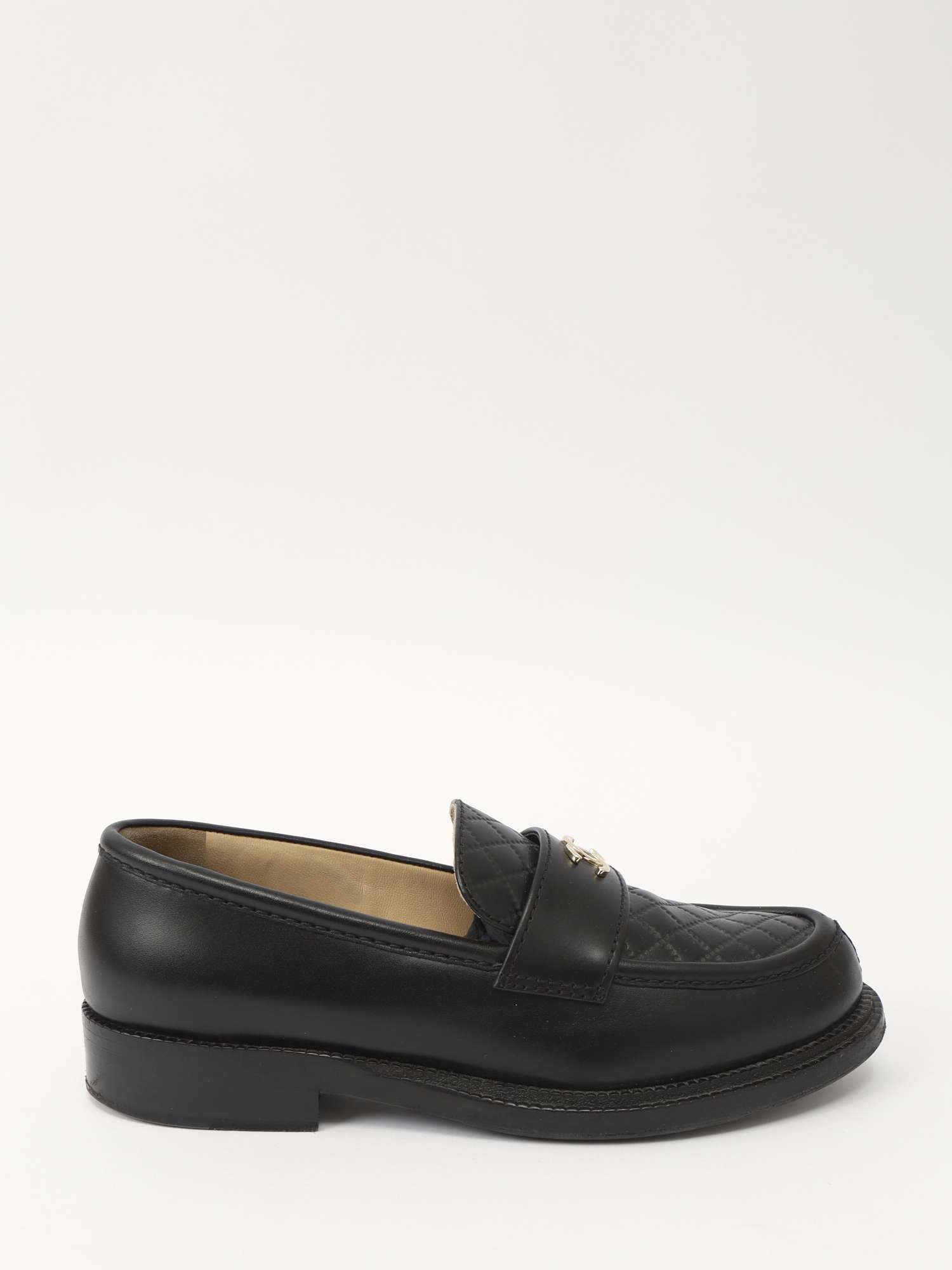 Chanel Shoes 37