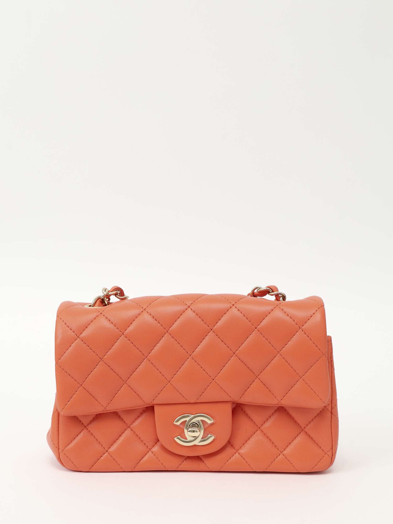 Chanel Timeless Classic 