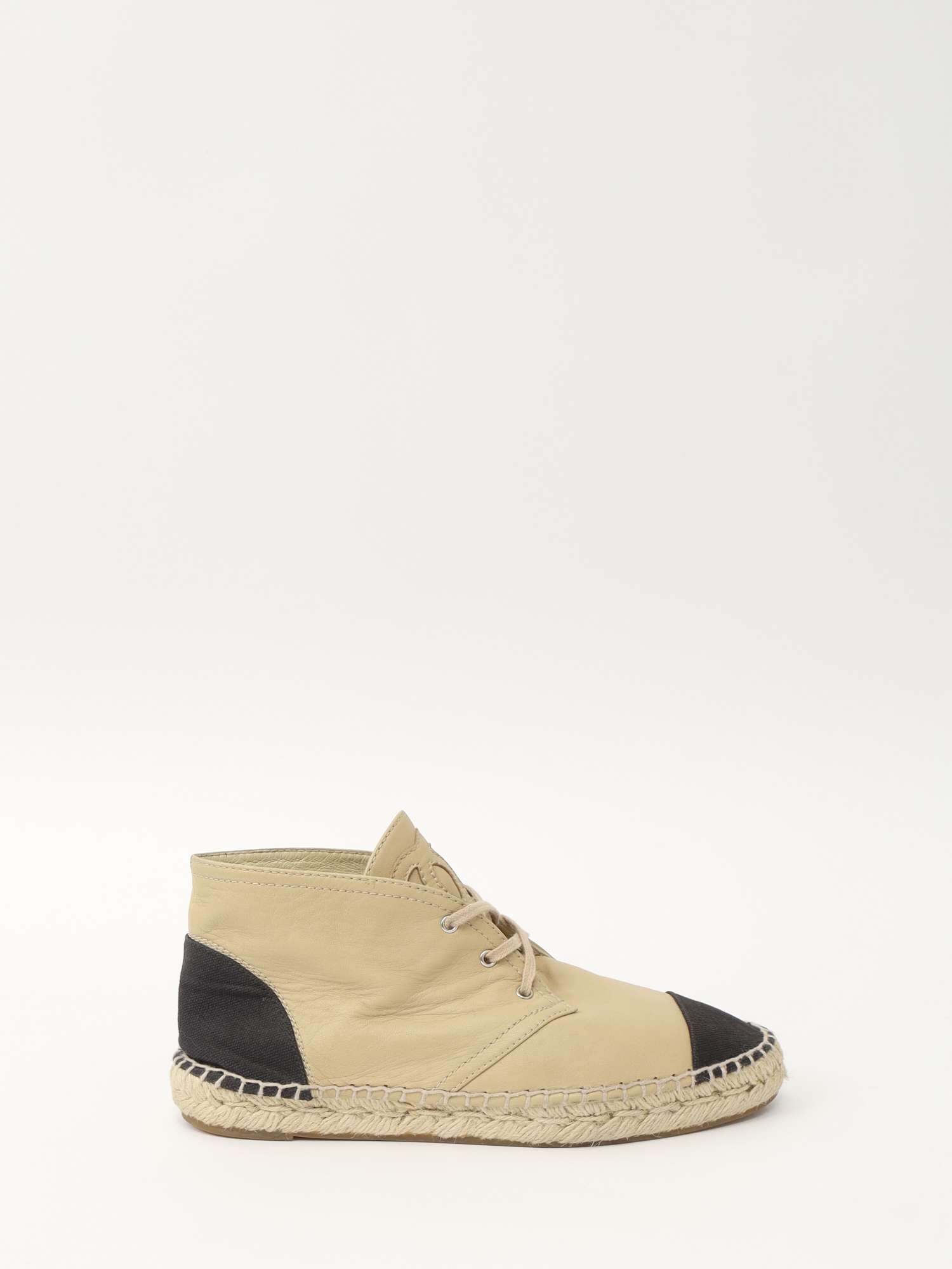 Chanel Shoes 38