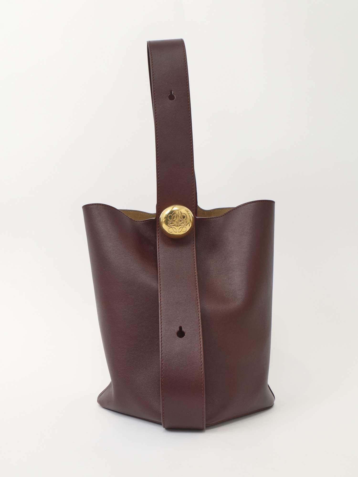 Loewe Pebble 