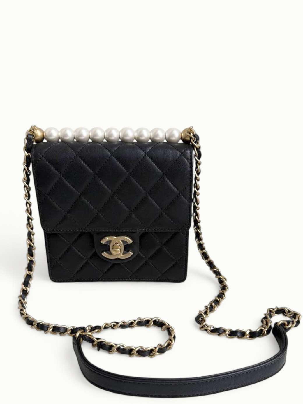 Chanel Chic Pearls 