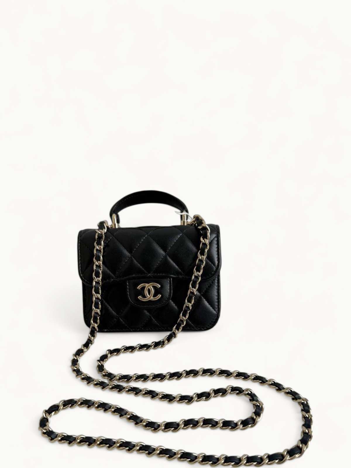 Chanel Timeless Classic 
