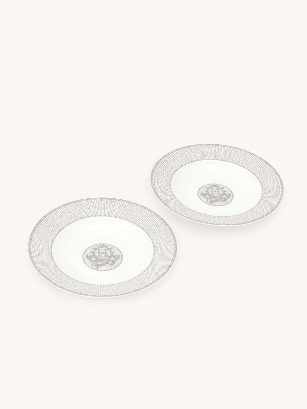 Hermes Set of plates 