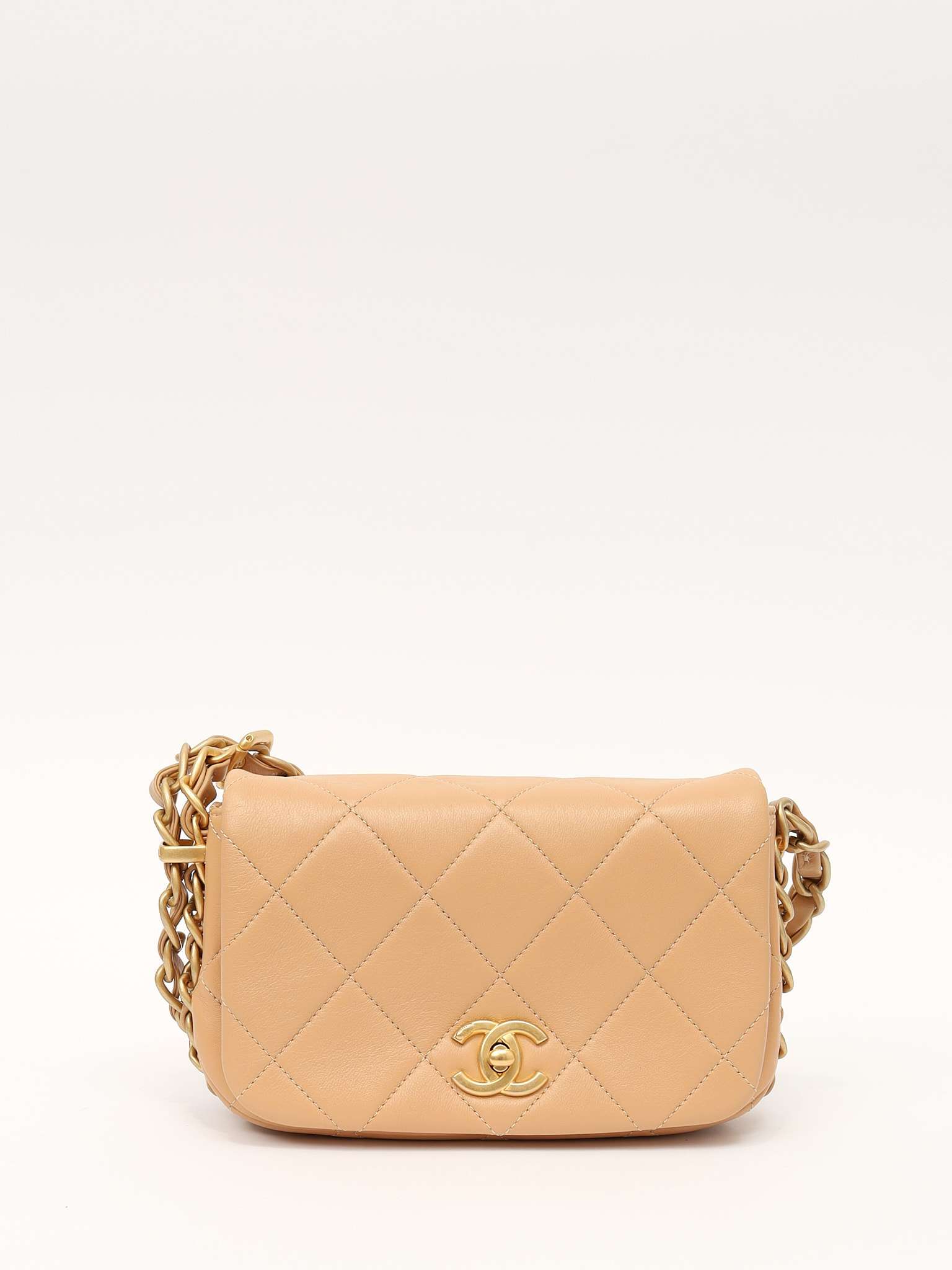 Chanel Timeless Classic 