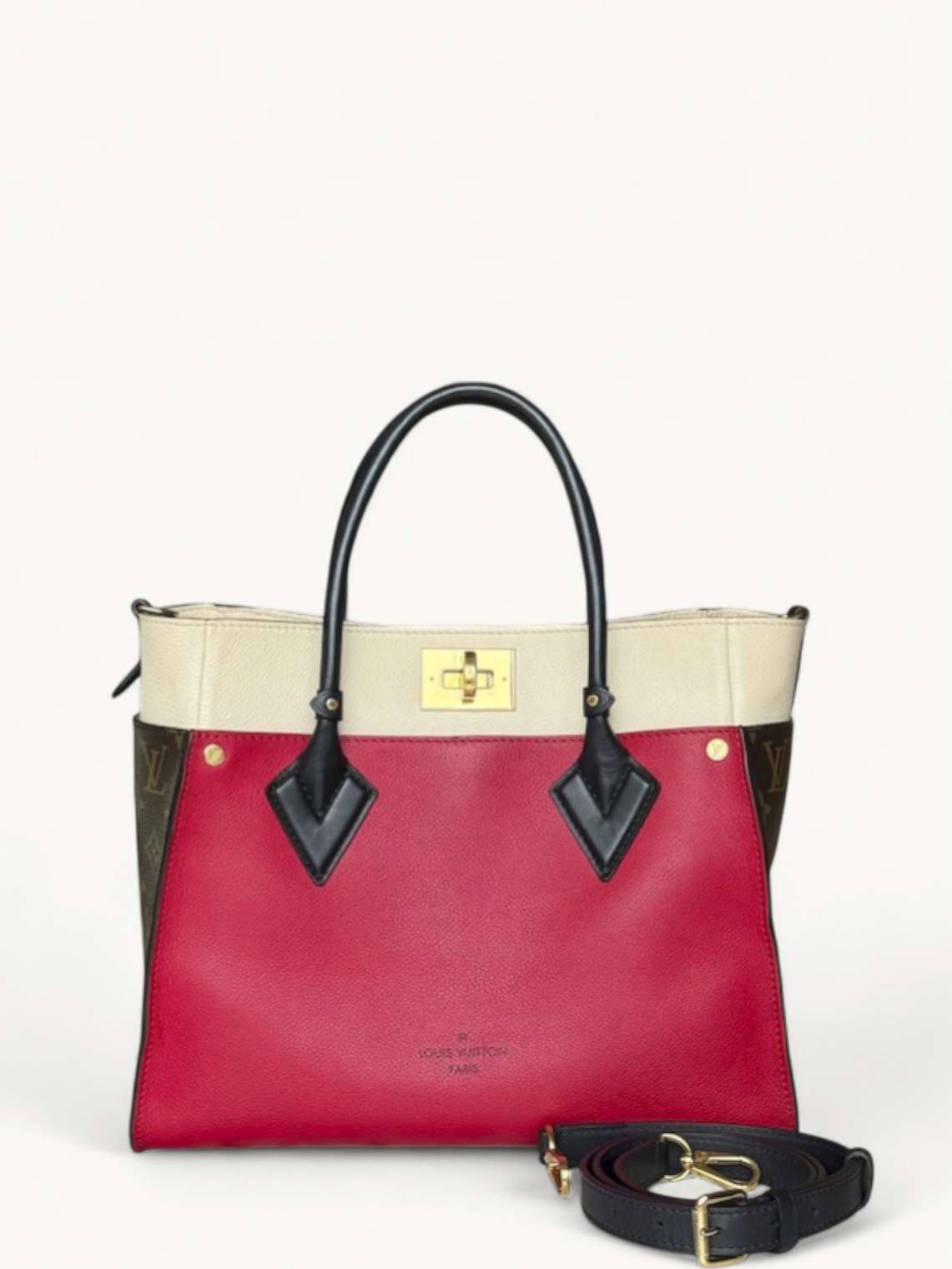 Louis Vuitton On My Side 