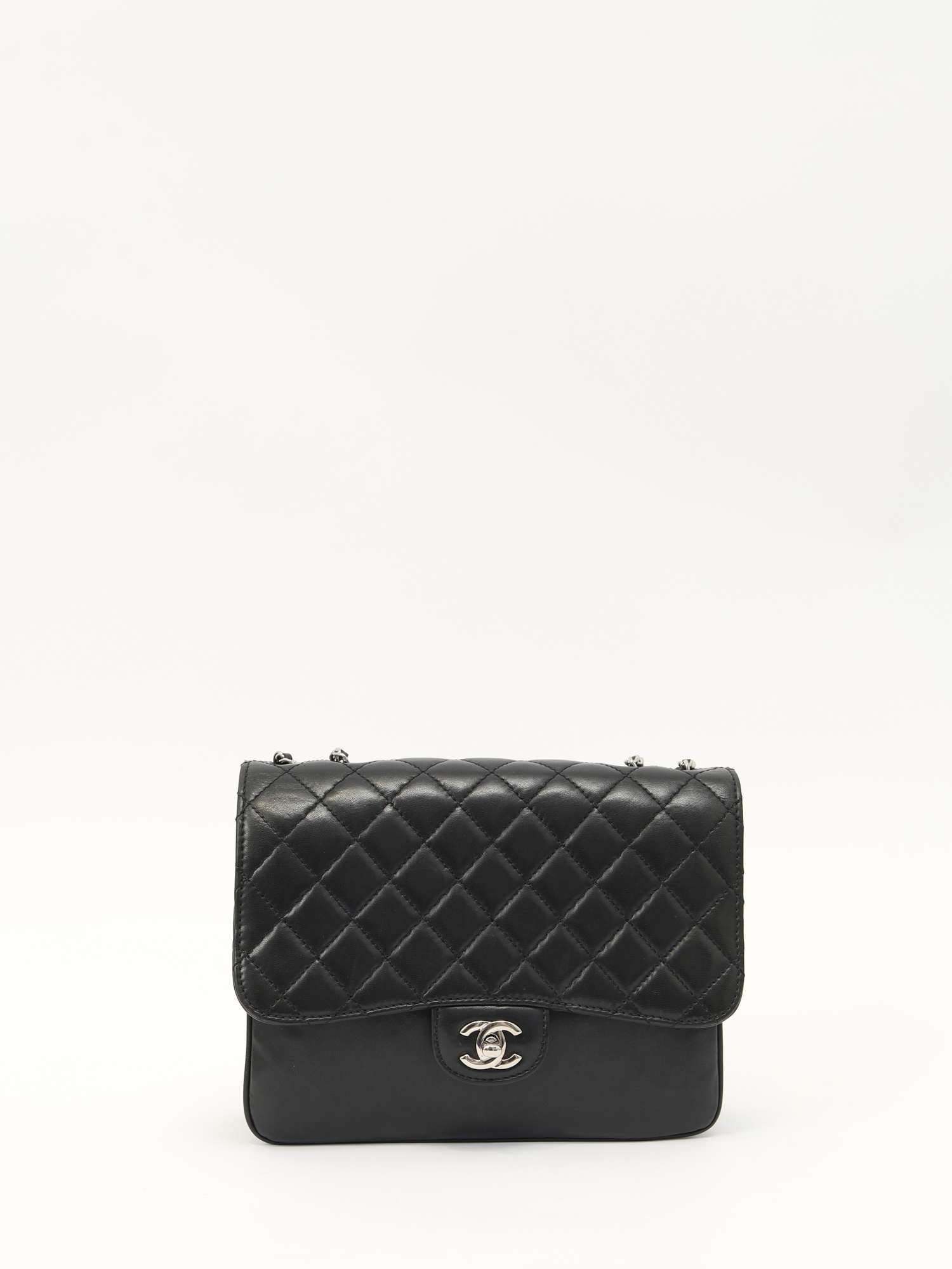 Chanel Timeless Classic 