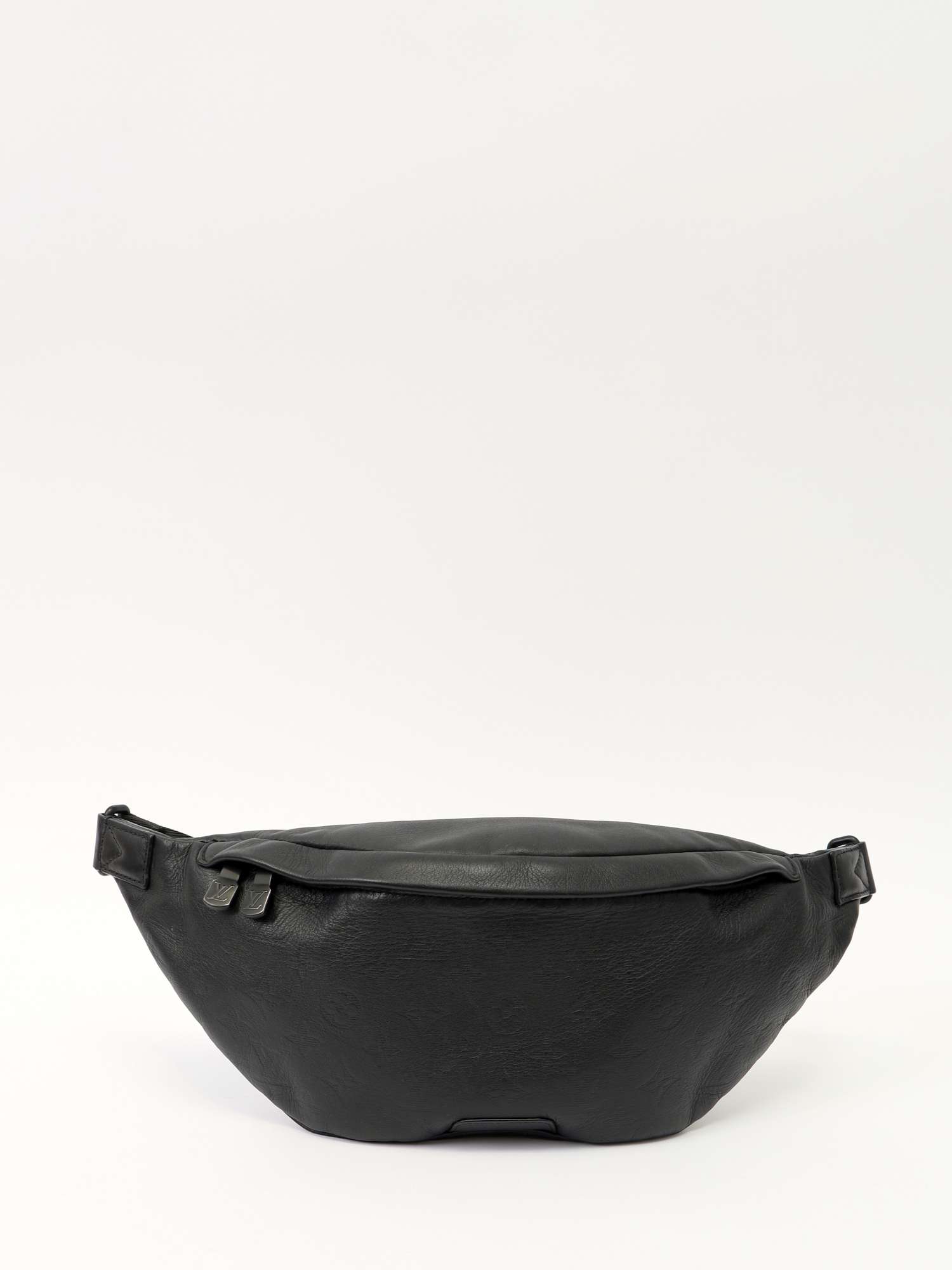 Louis Vuitton Discovery Bumbag 