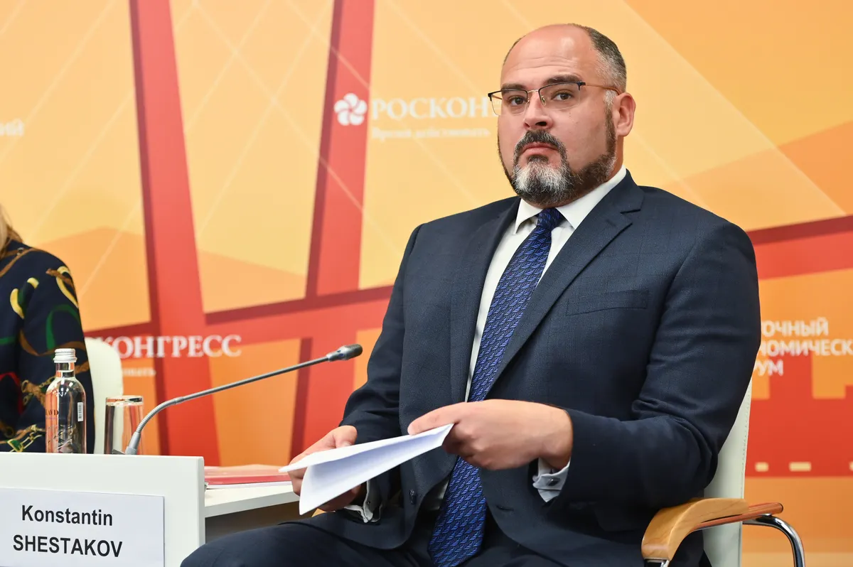 Глава города Владивостока Константин Шестаков