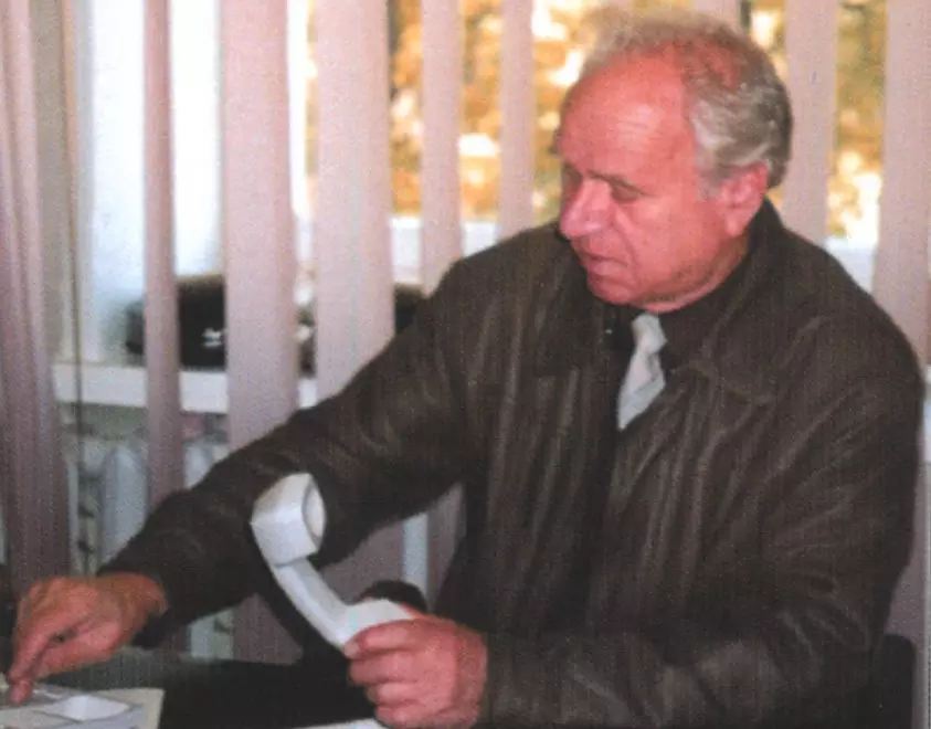 В. Г. Горецкий в редакции журнала «Начальная школа», 1998