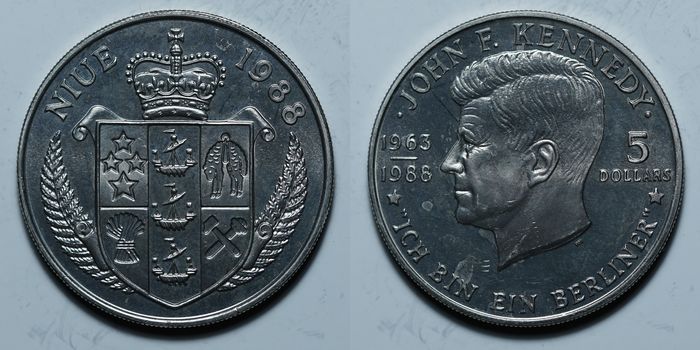 5 долларов 1988
