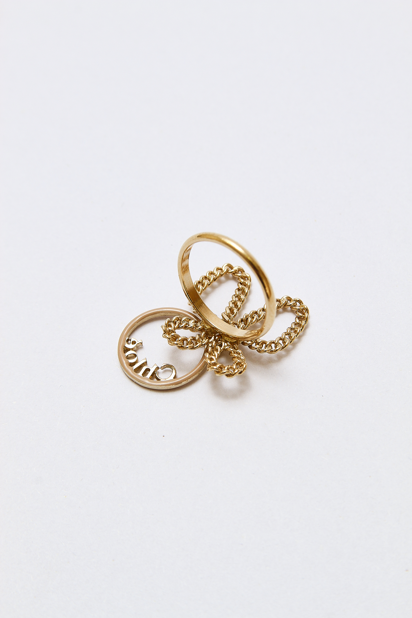 Chloe Bow Chain 1