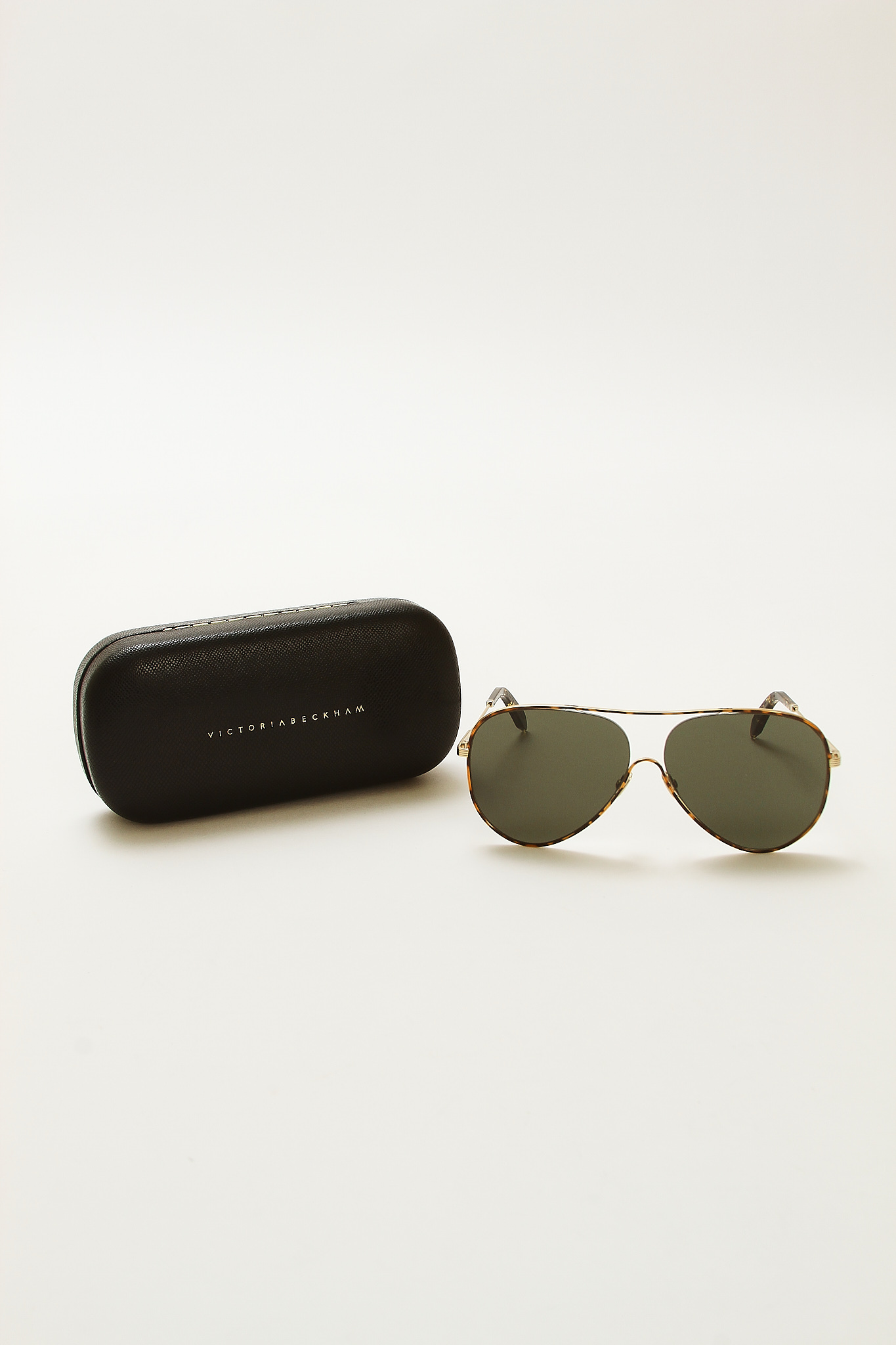 Victoria Beckham Sunglasses 0