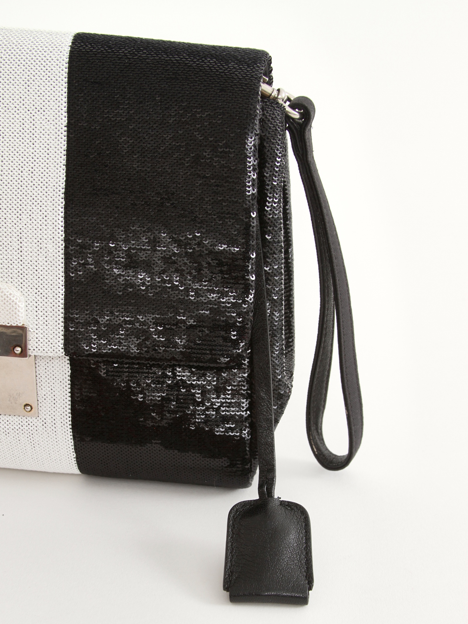 Marc Jacobs Leather Bag 4