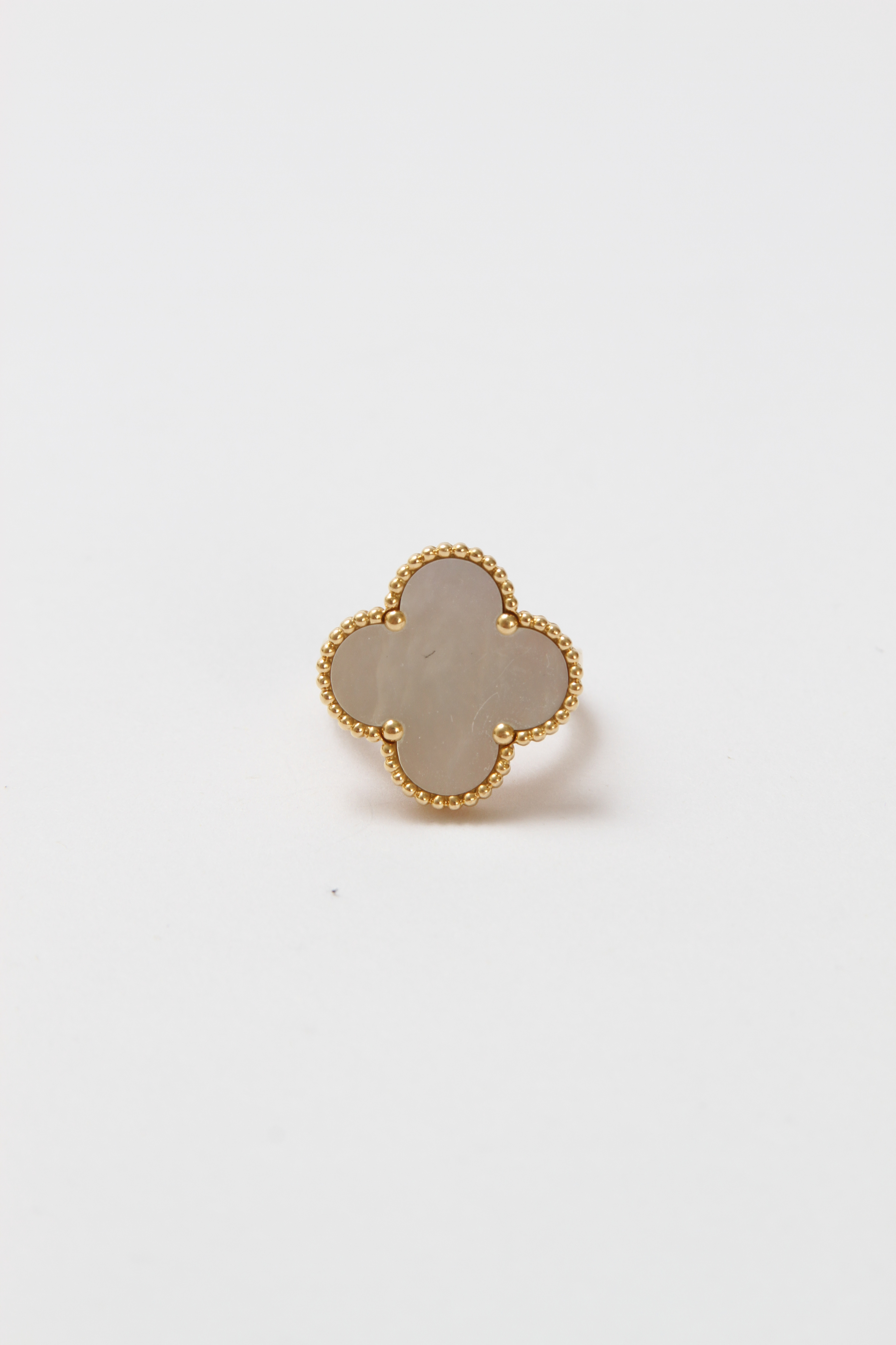 Van Cleef & Arpels Magic Alhambra 3