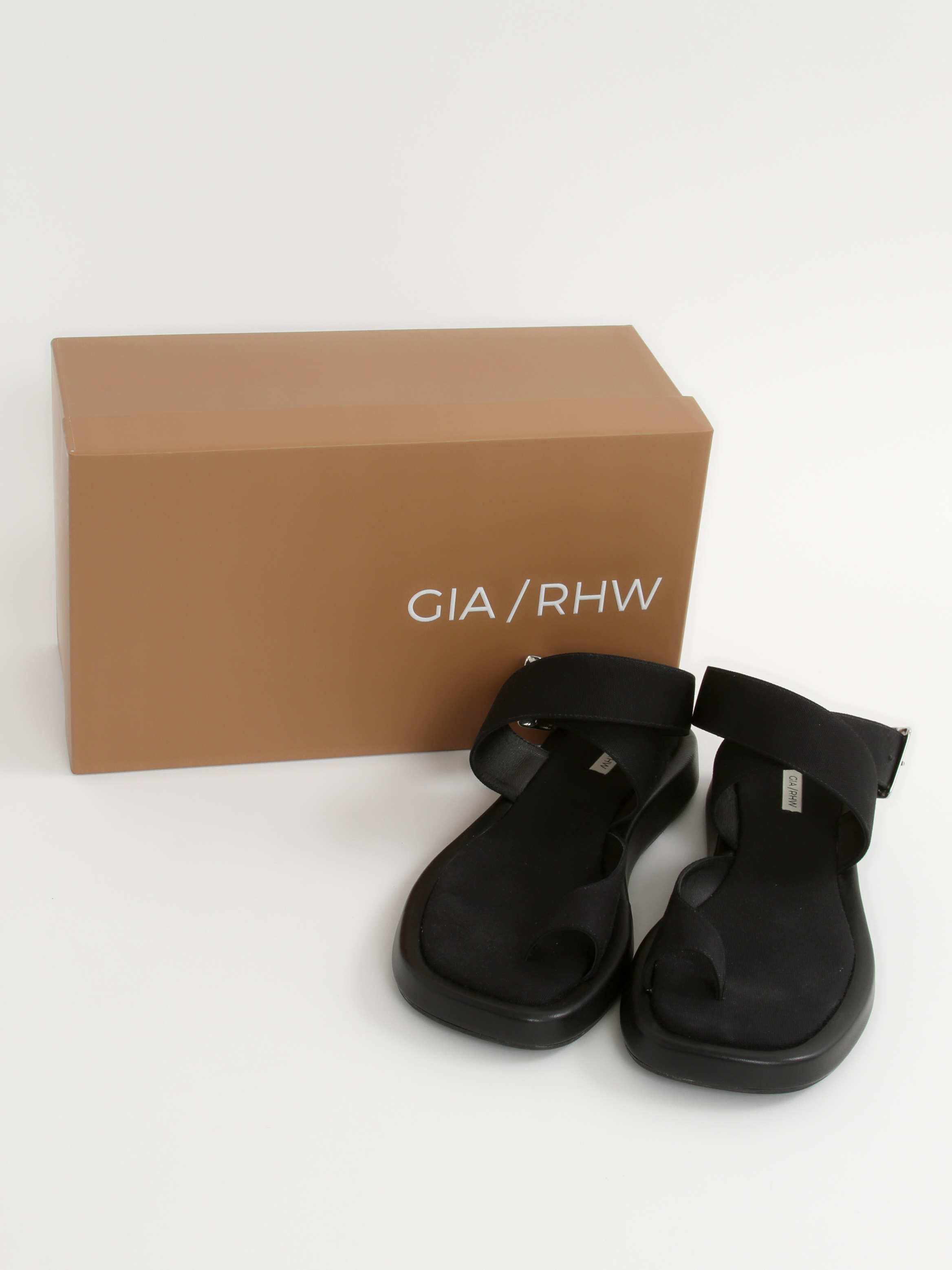 Gia 40,5 8