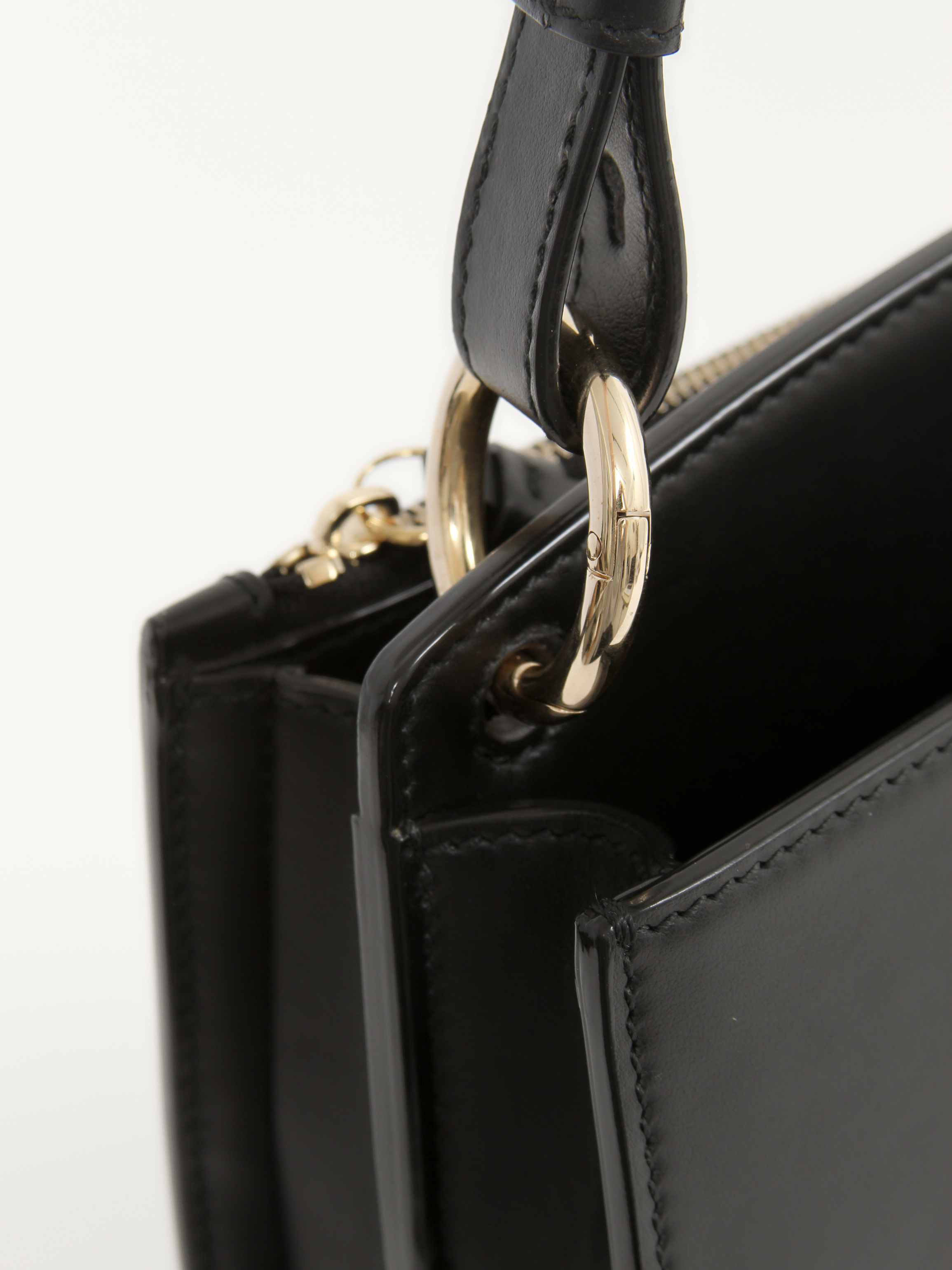 Bally Cecyle 4