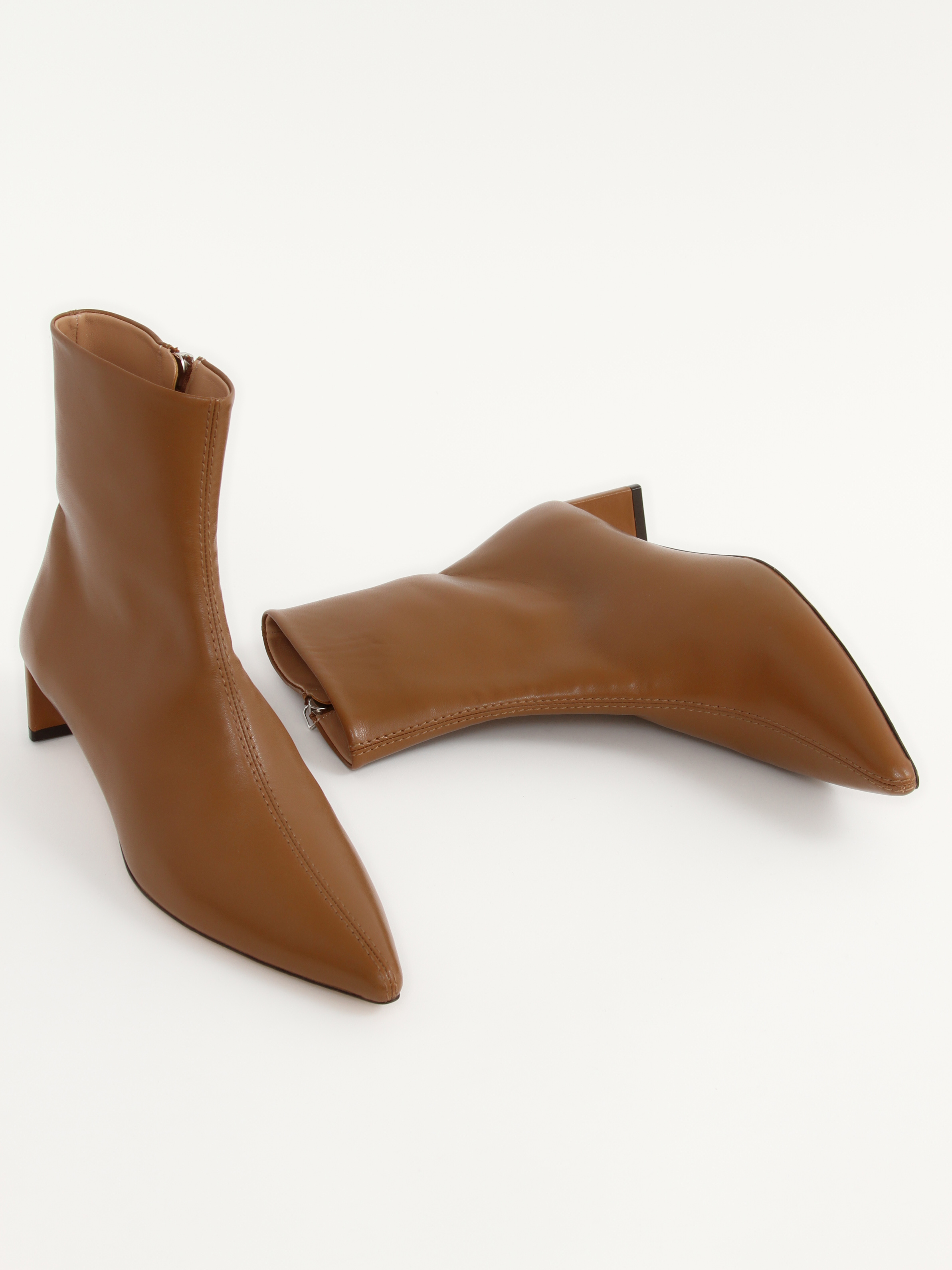 Mansur Gavriel 40 2