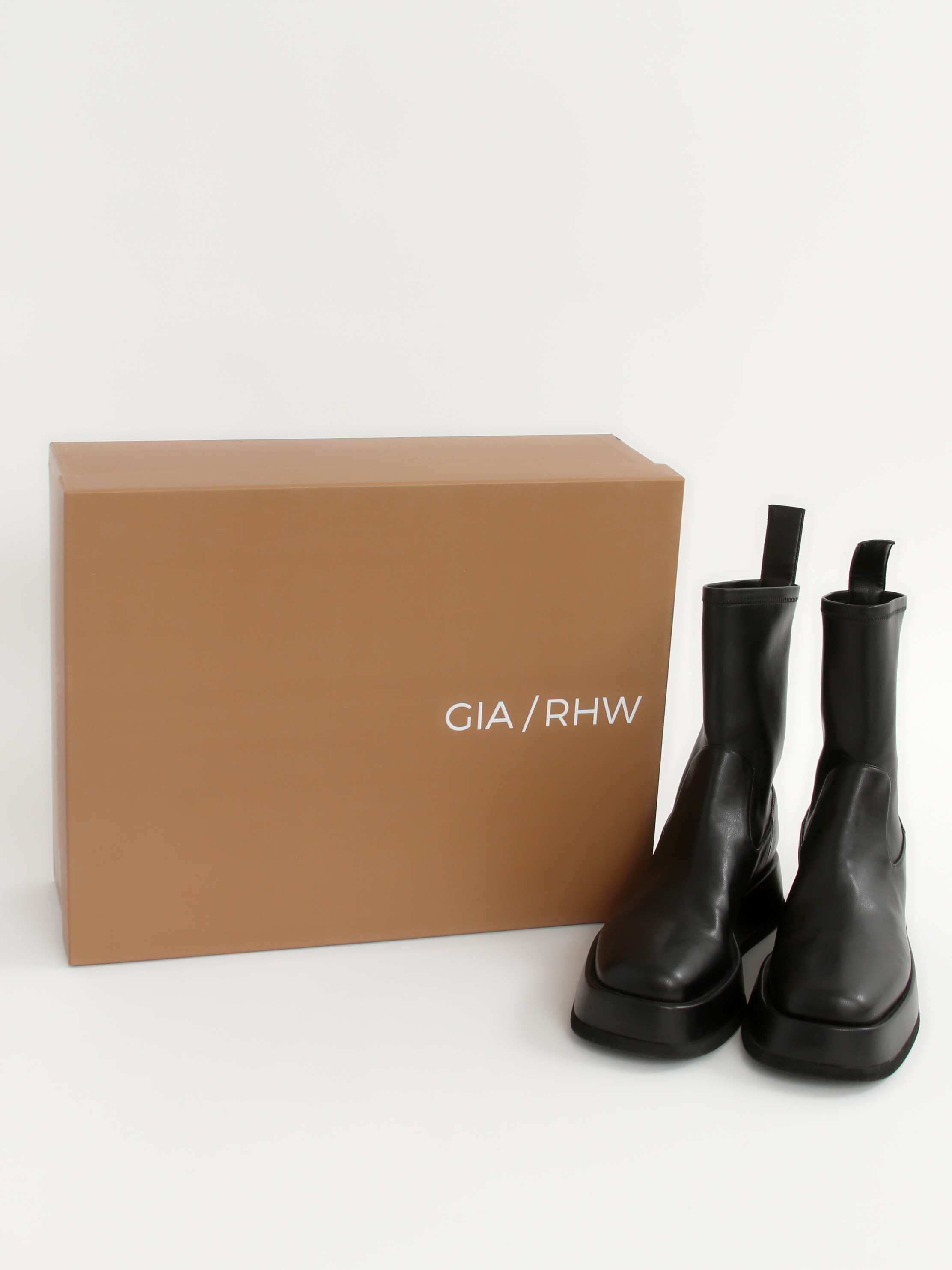 Gia 40 8