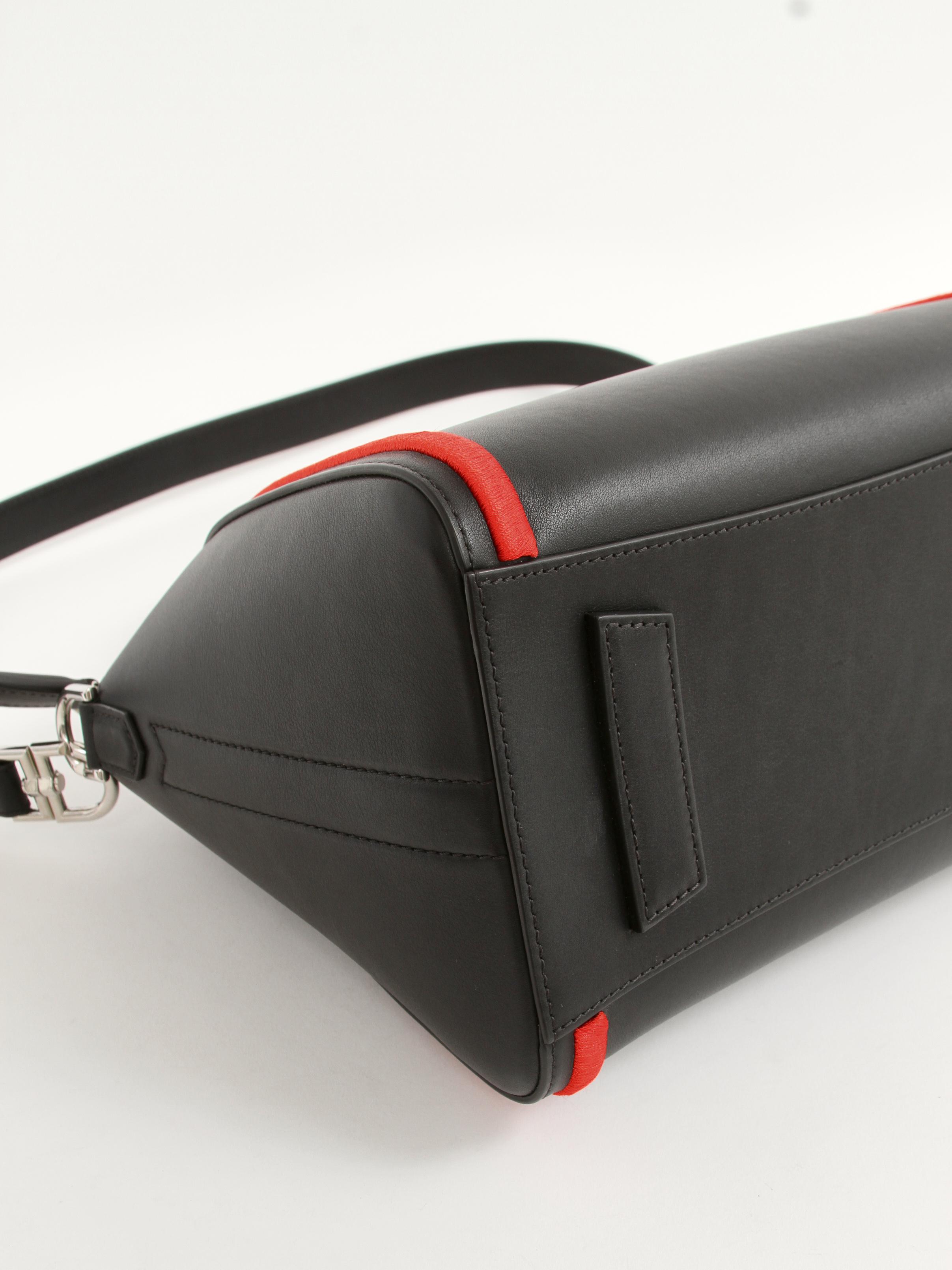 Givenchy Antigona 2
