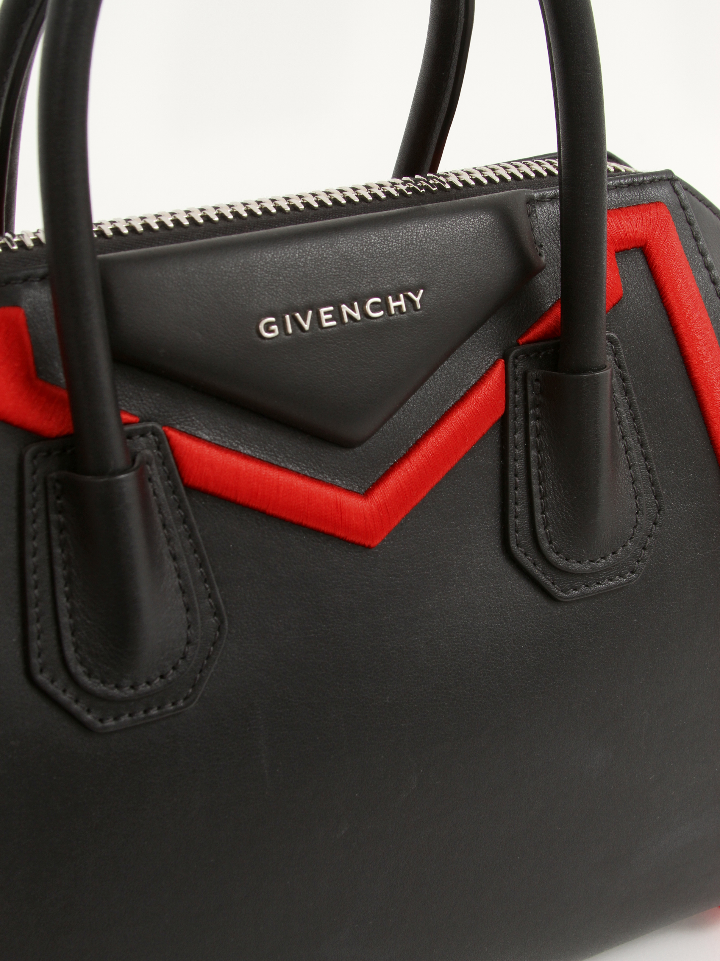 Givenchy Antigona 4