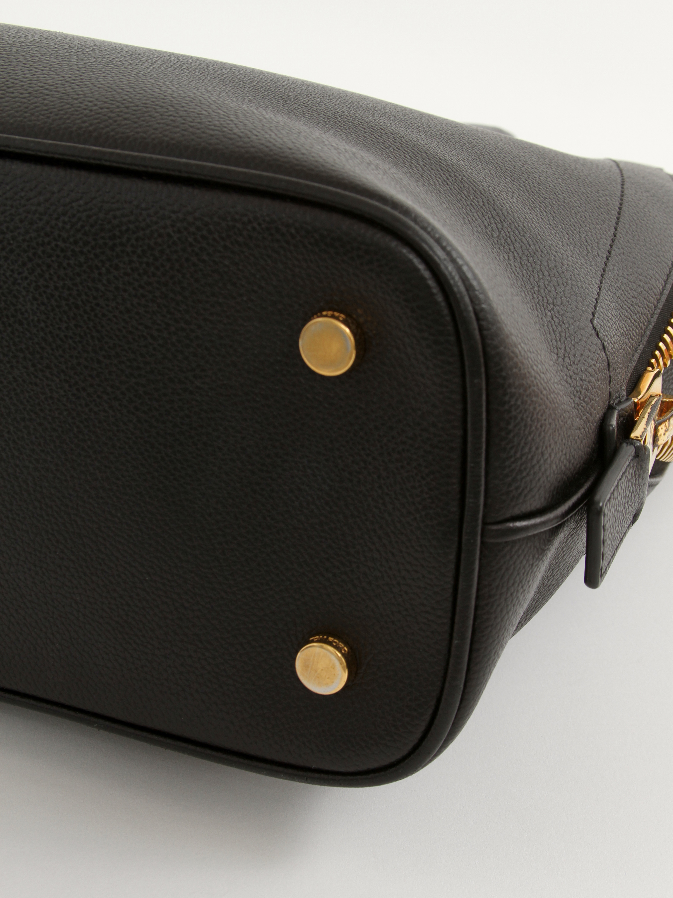 Tom Ford Jennifer 7