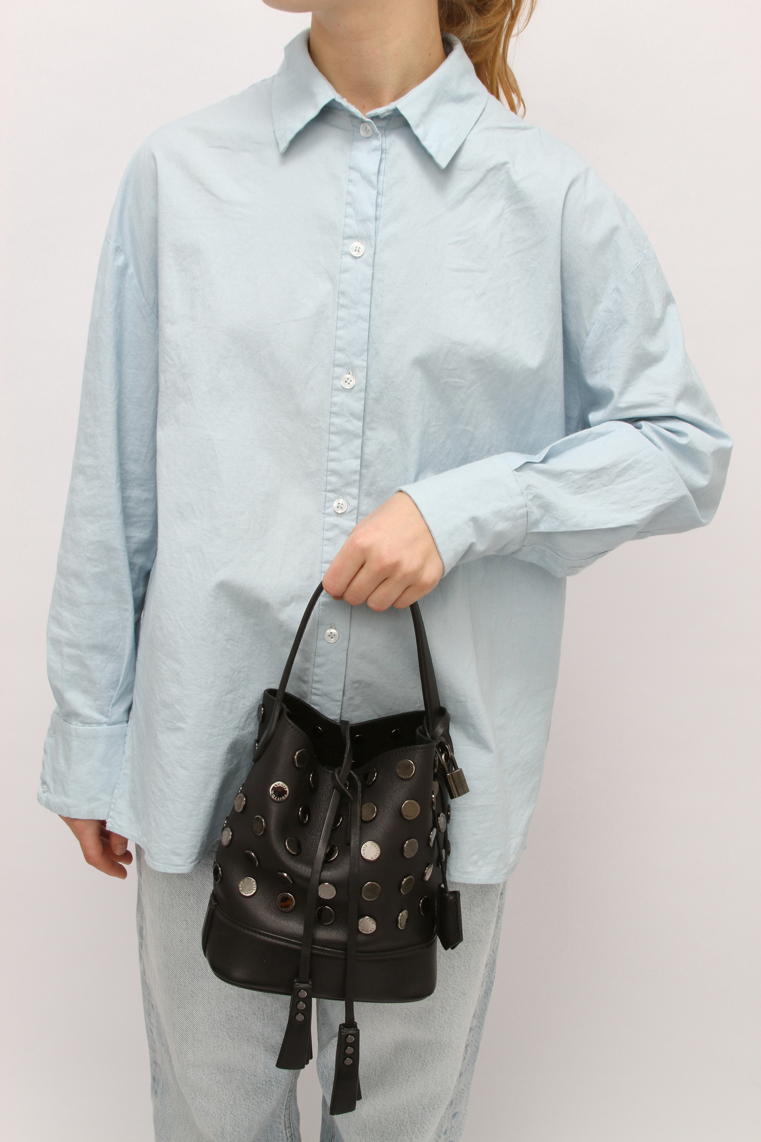 Louis Vuitton Leather Bag 8
