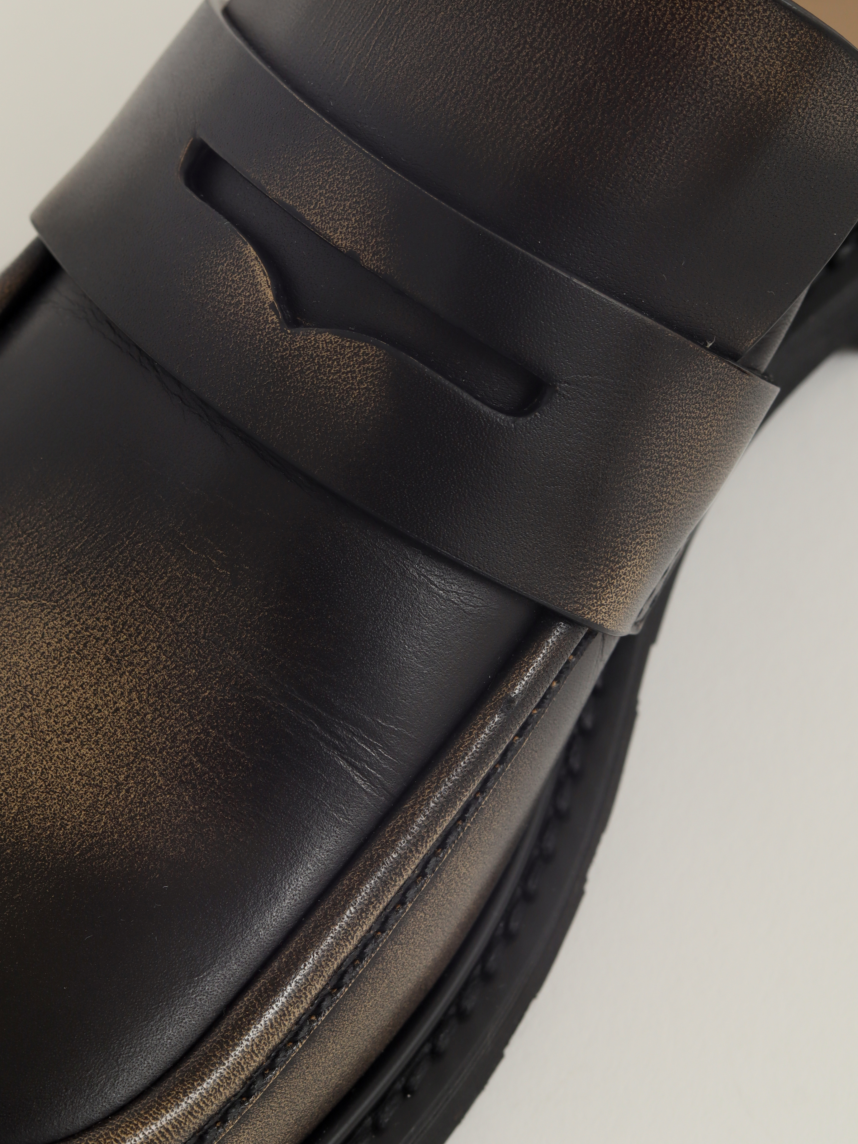Loewe 38 9