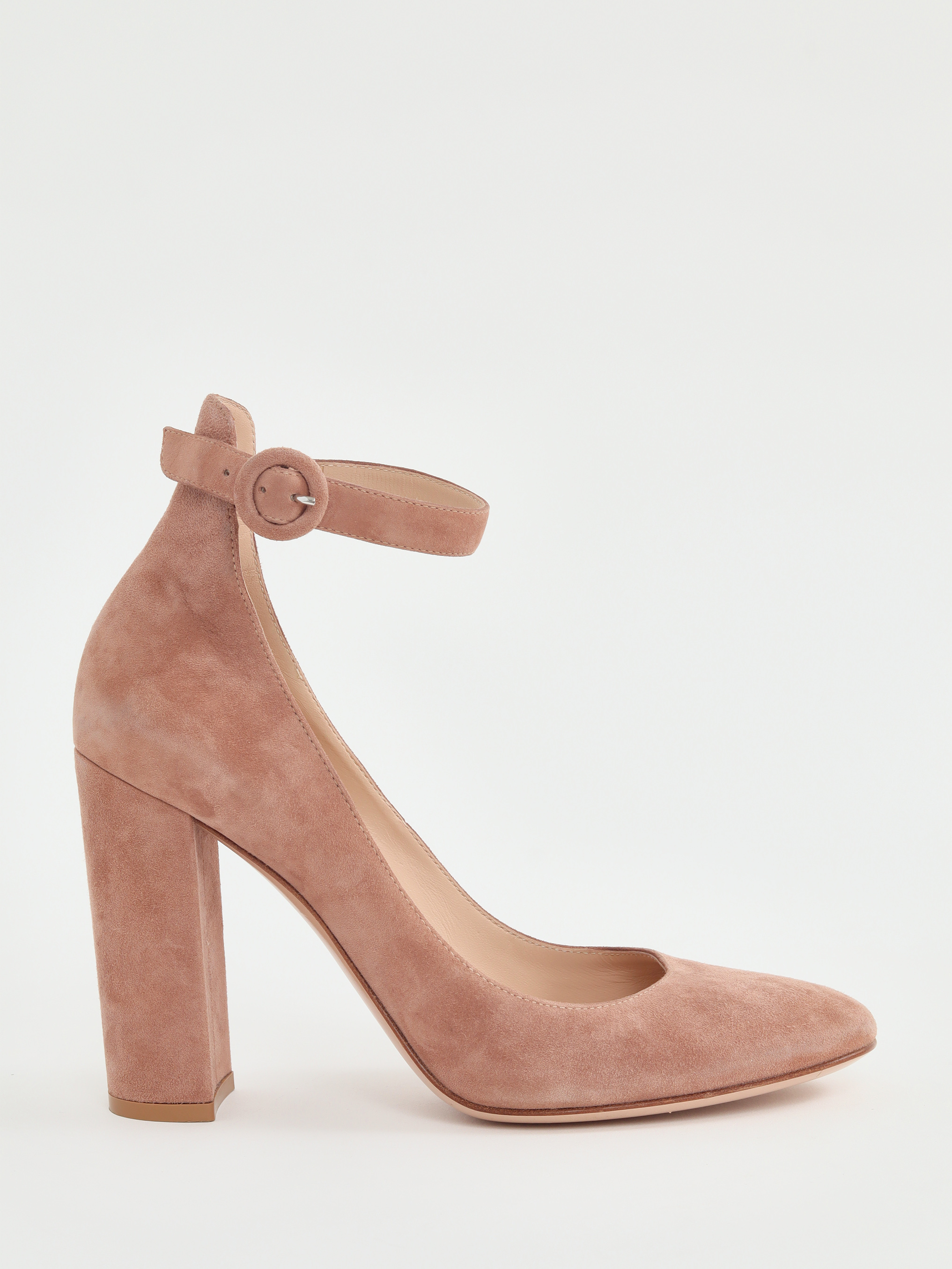 Gianvito Rossi 39 0