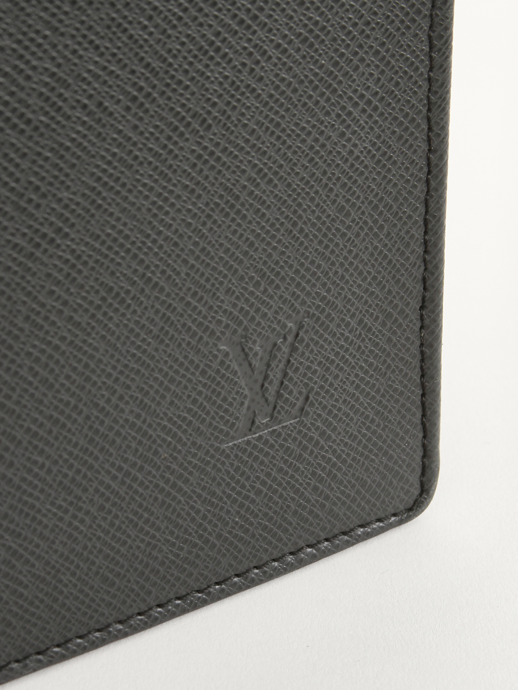 Louis Vuitton Lozan 4