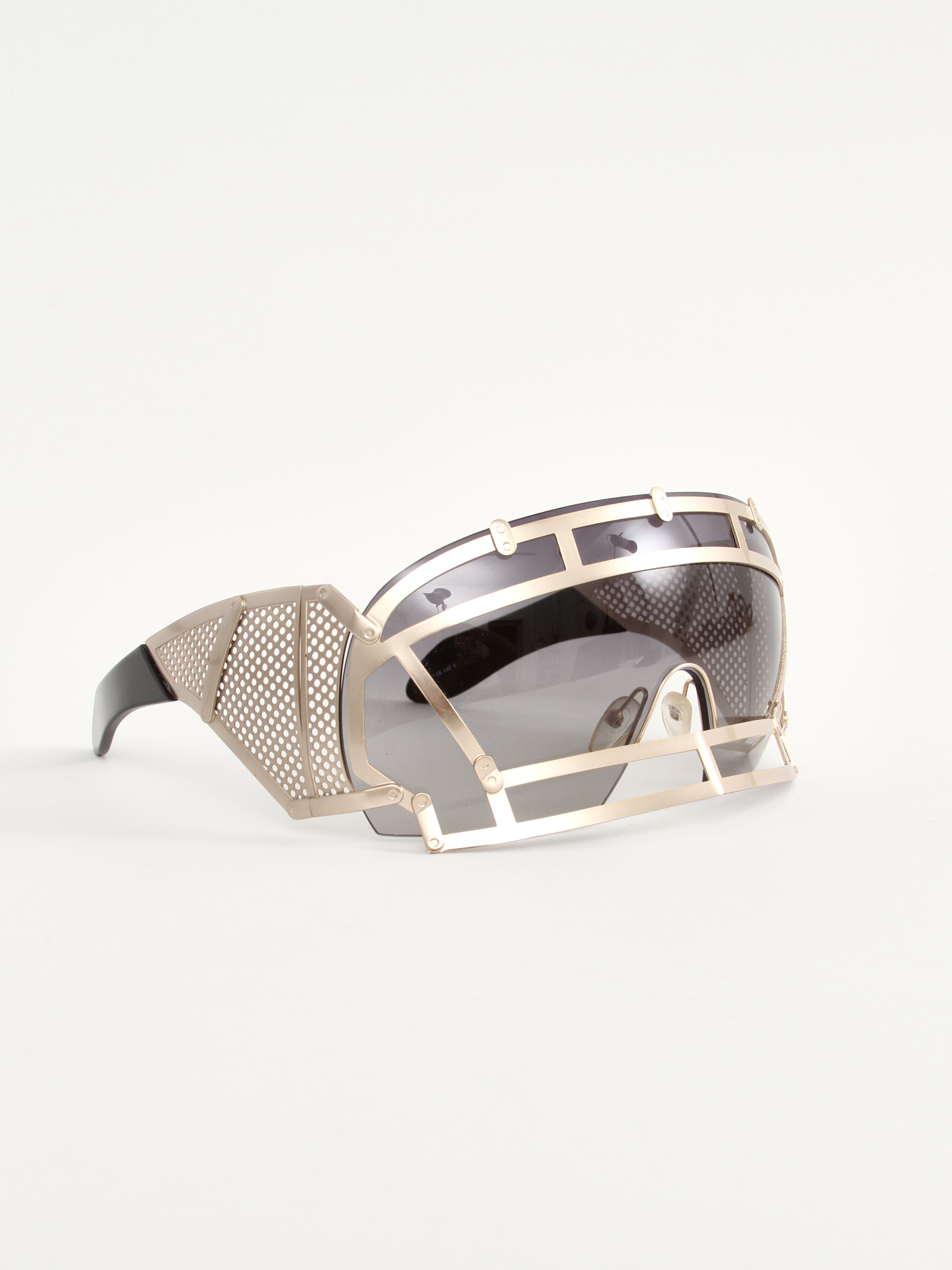 Linda Farrow Sunglasses 1