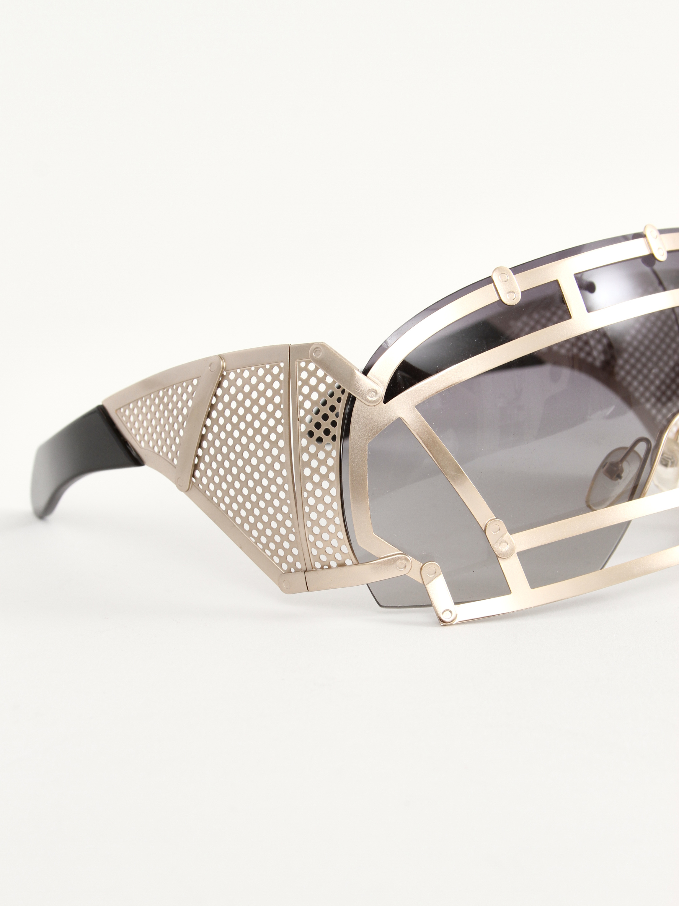Linda Farrow Sunglasses 4