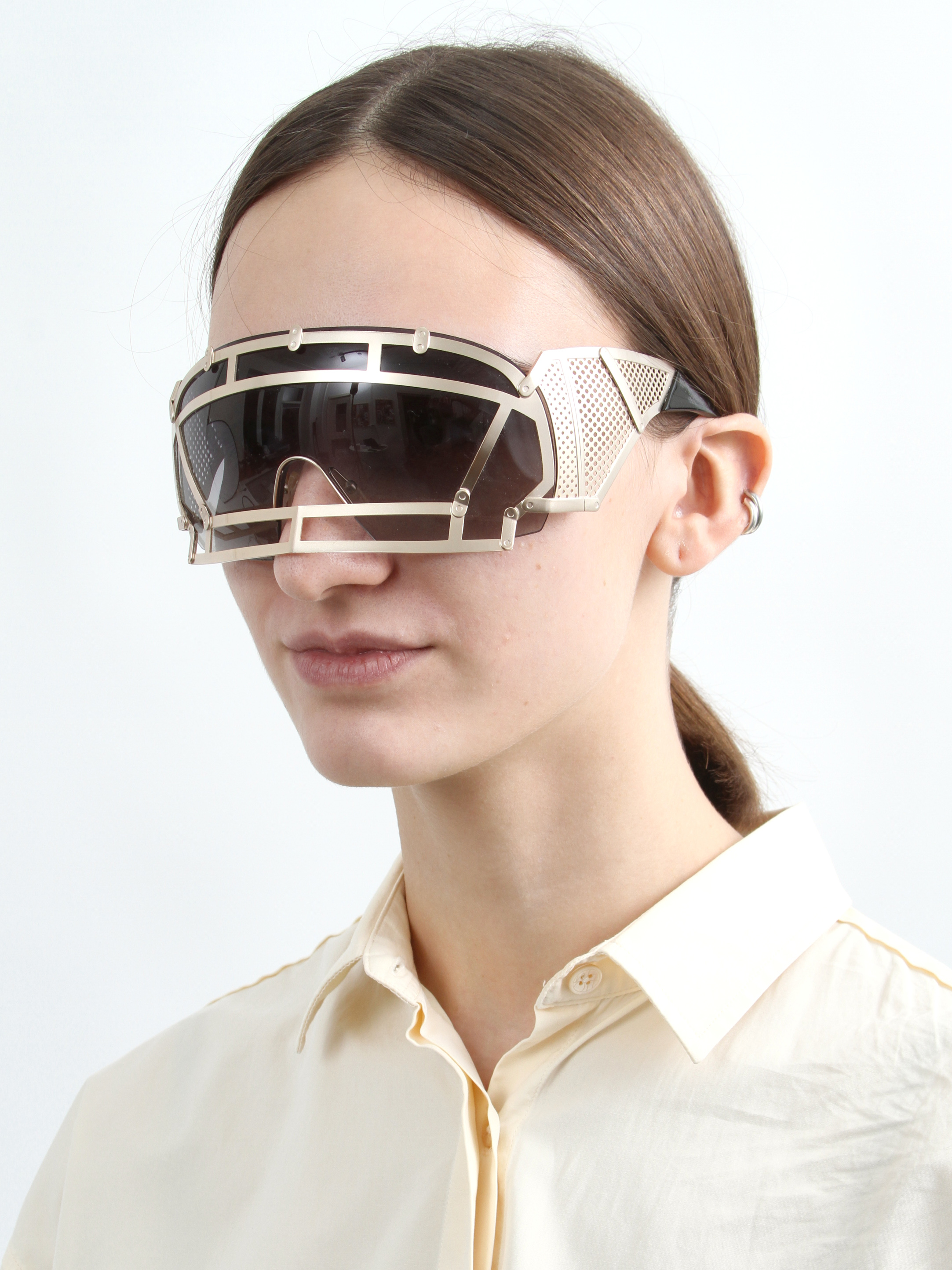 Linda Farrow Sunglasses 5