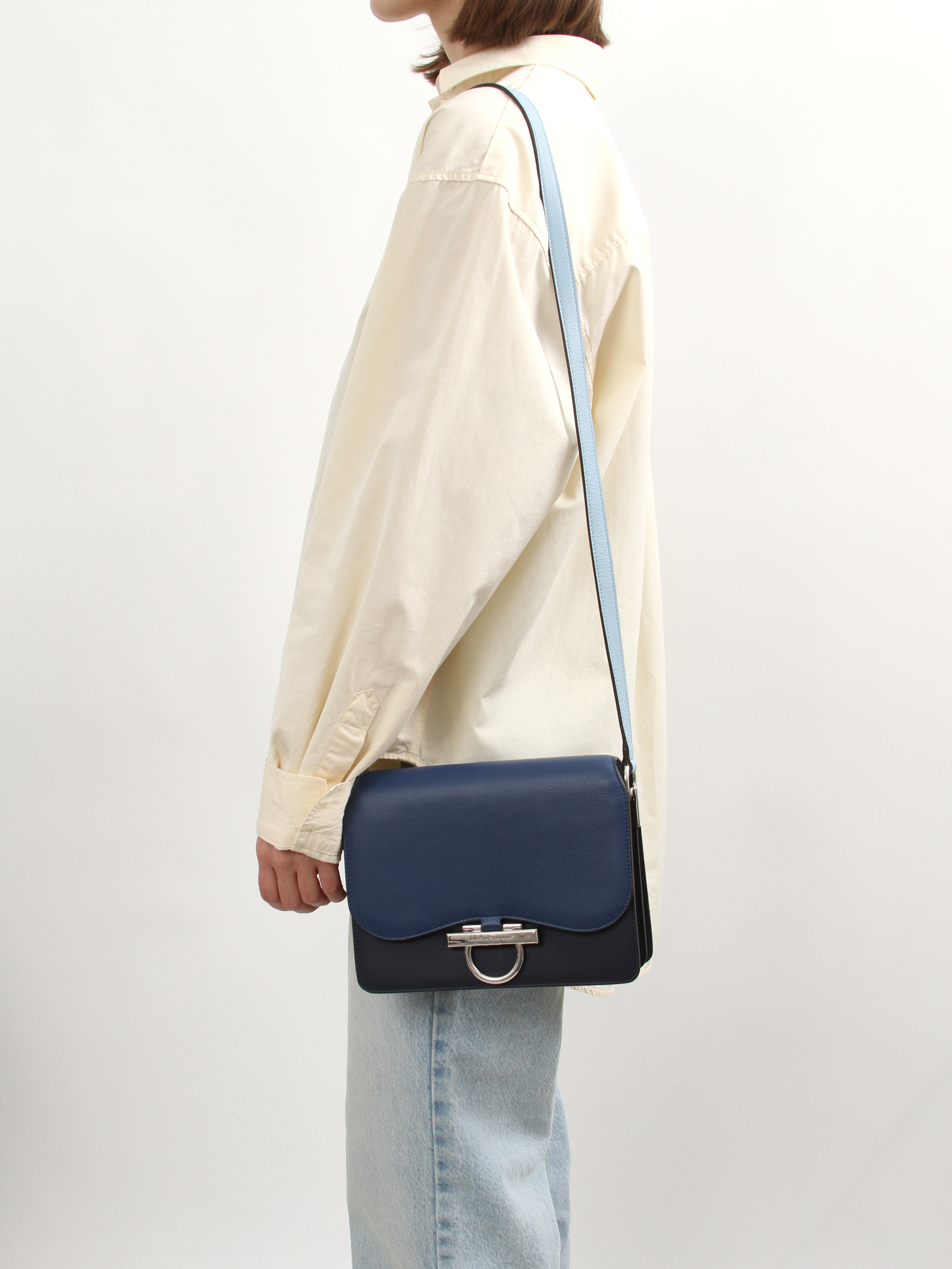 Salvatore Ferragamo Joanne 7