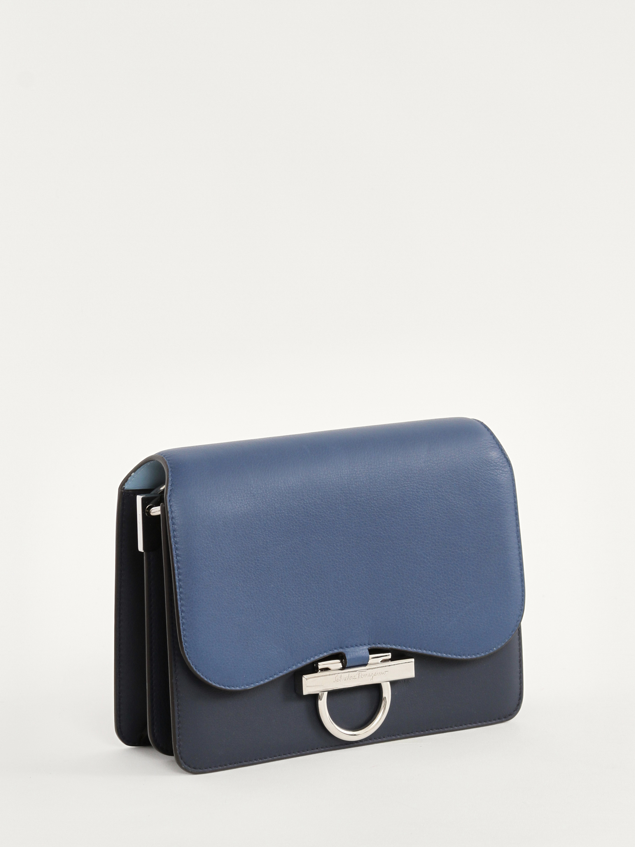 Salvatore Ferragamo Joanne 1