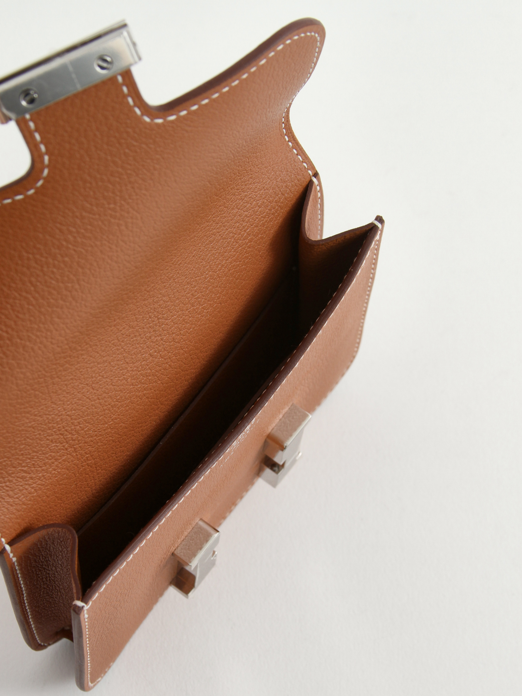 Hermes Constance 8