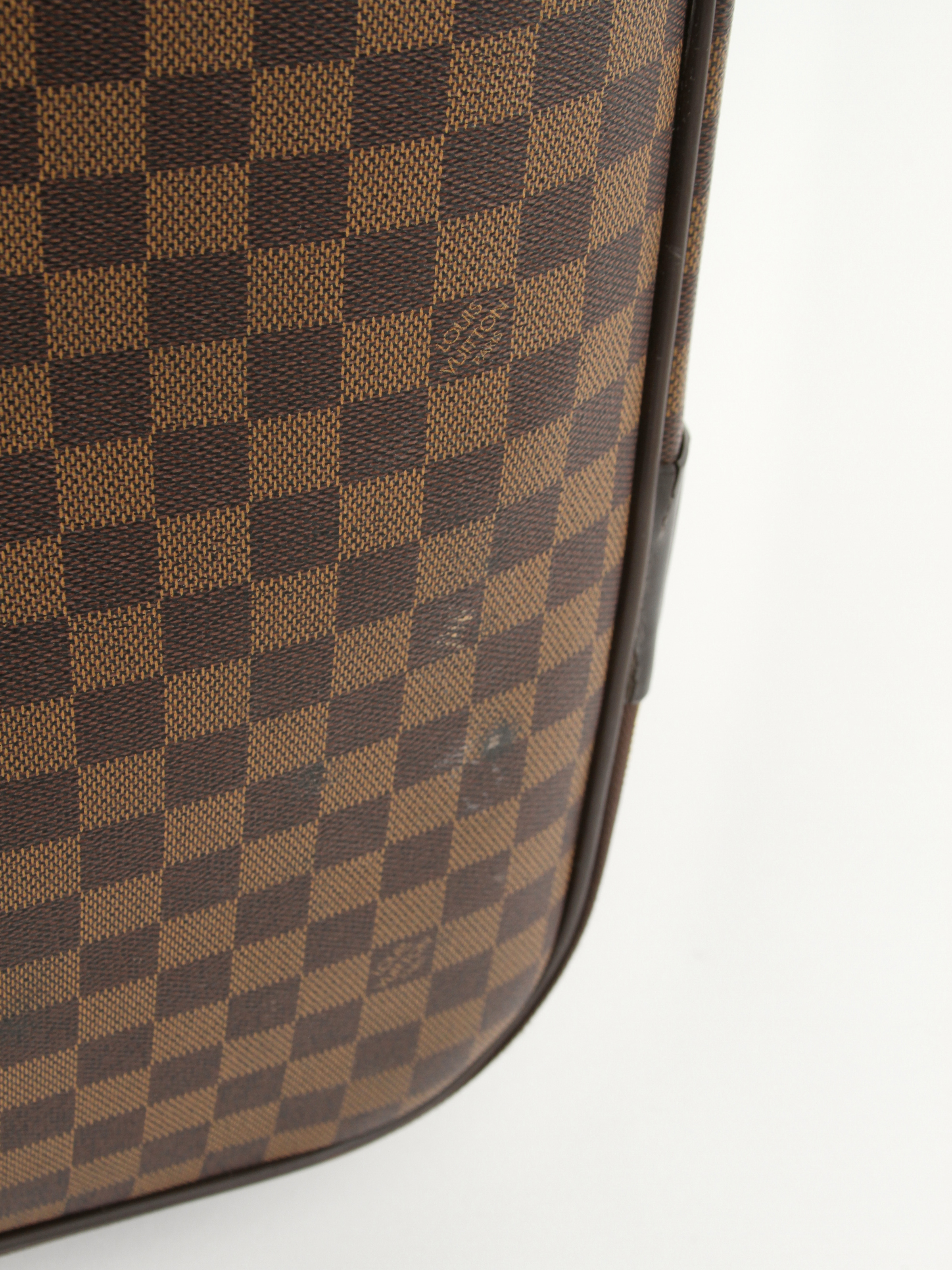 Louis Vuitton Pegace 7