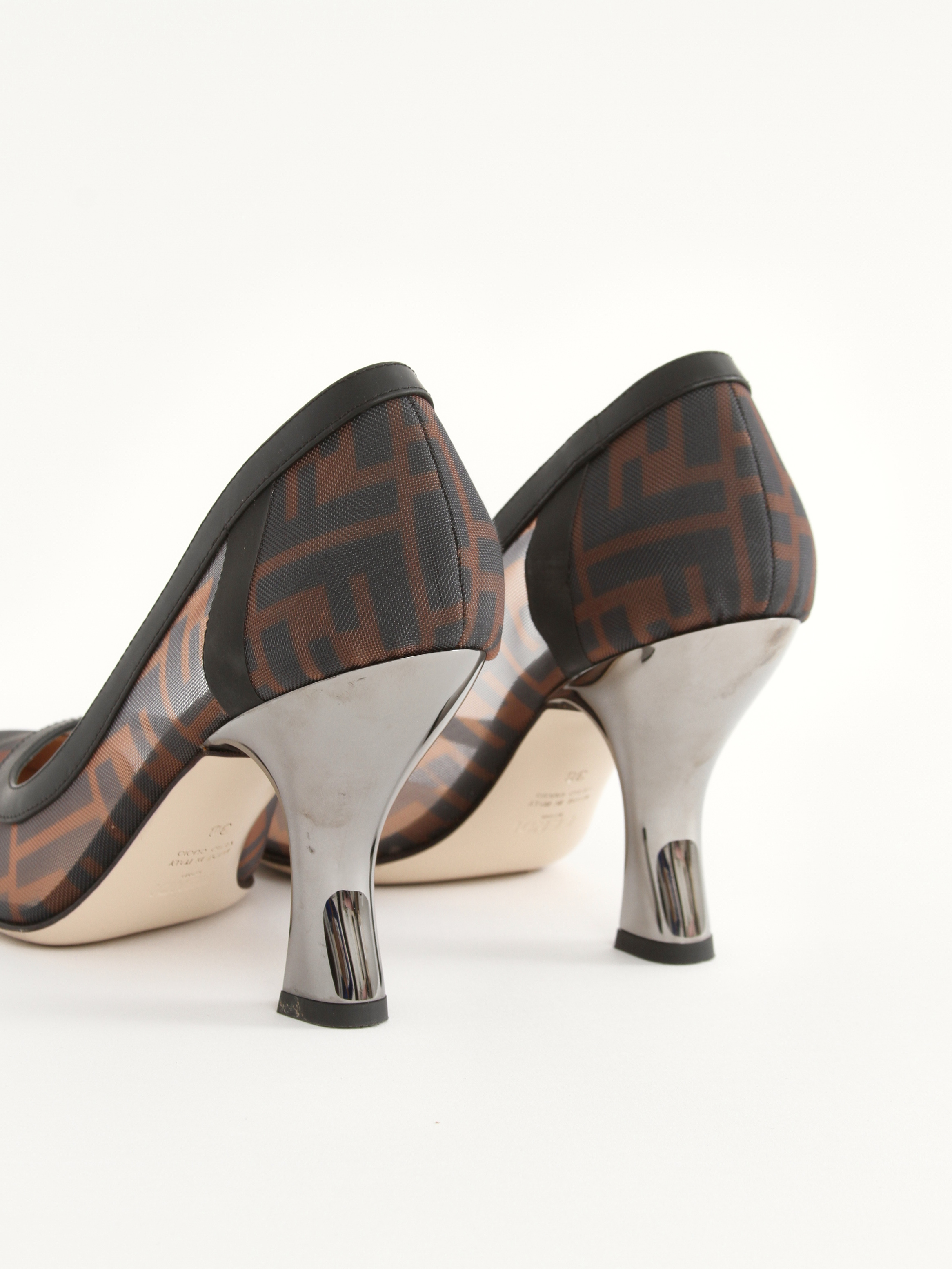 Fendi 38 5