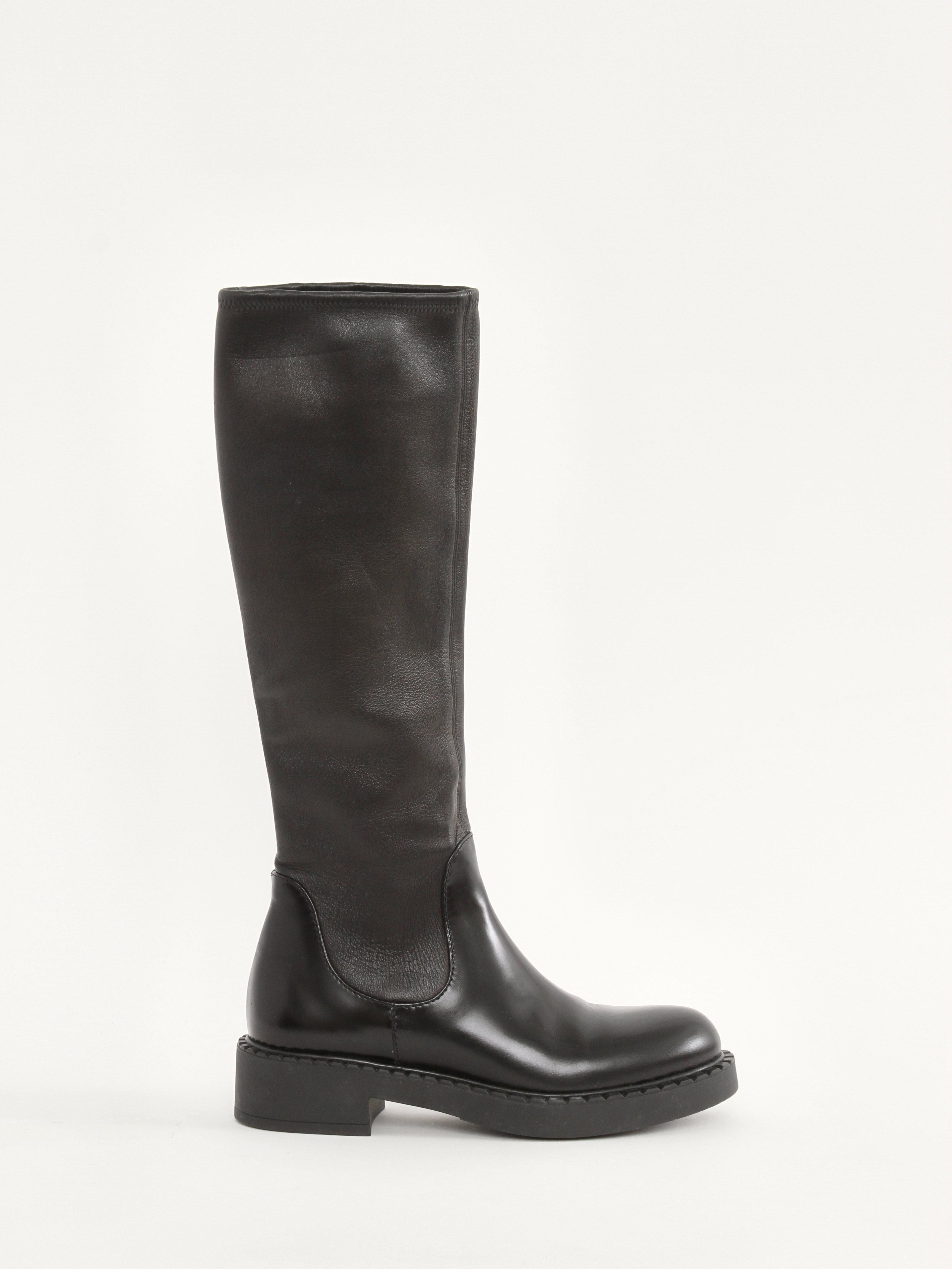 Prada 38 0