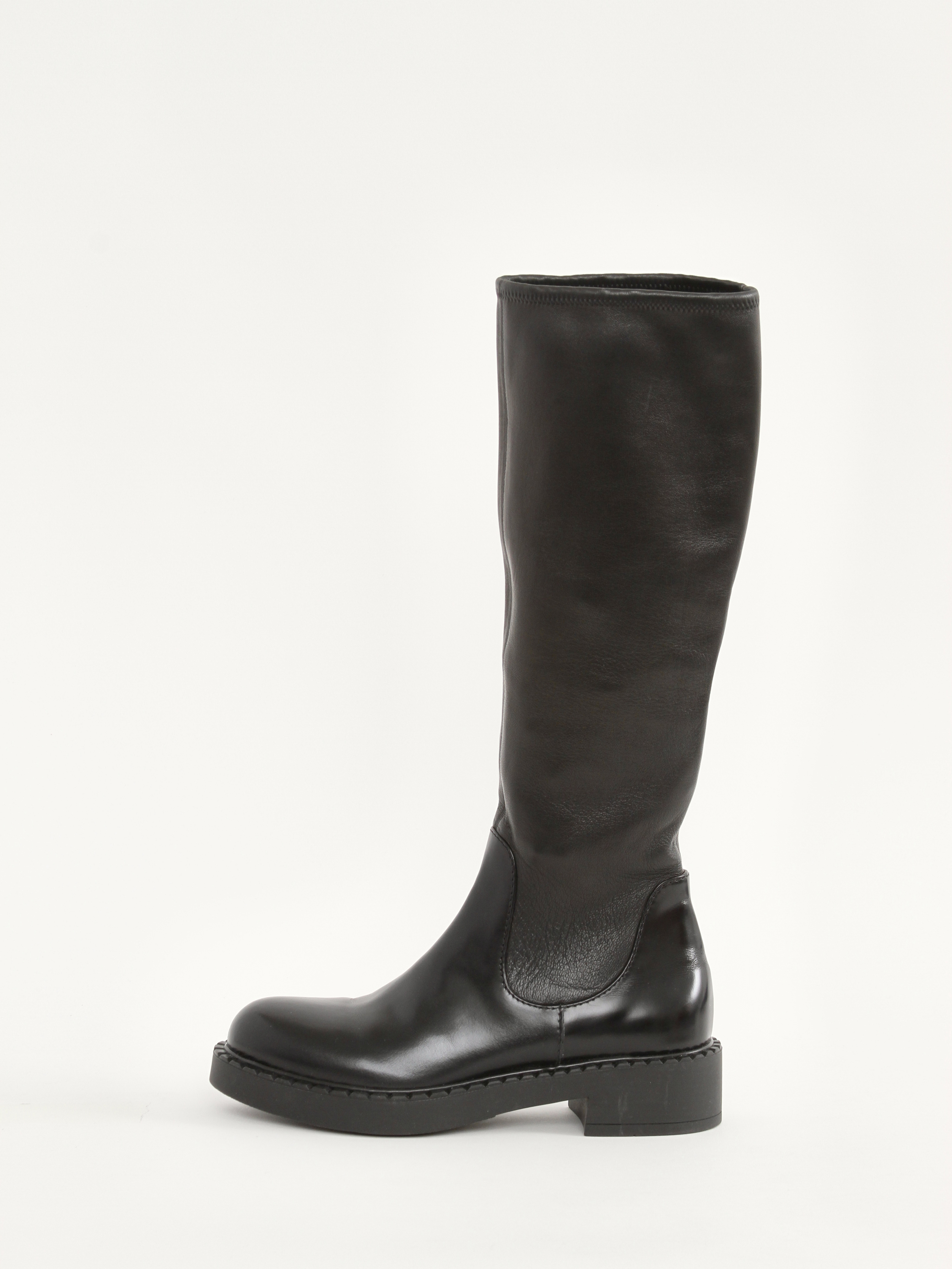 Prada 38 1