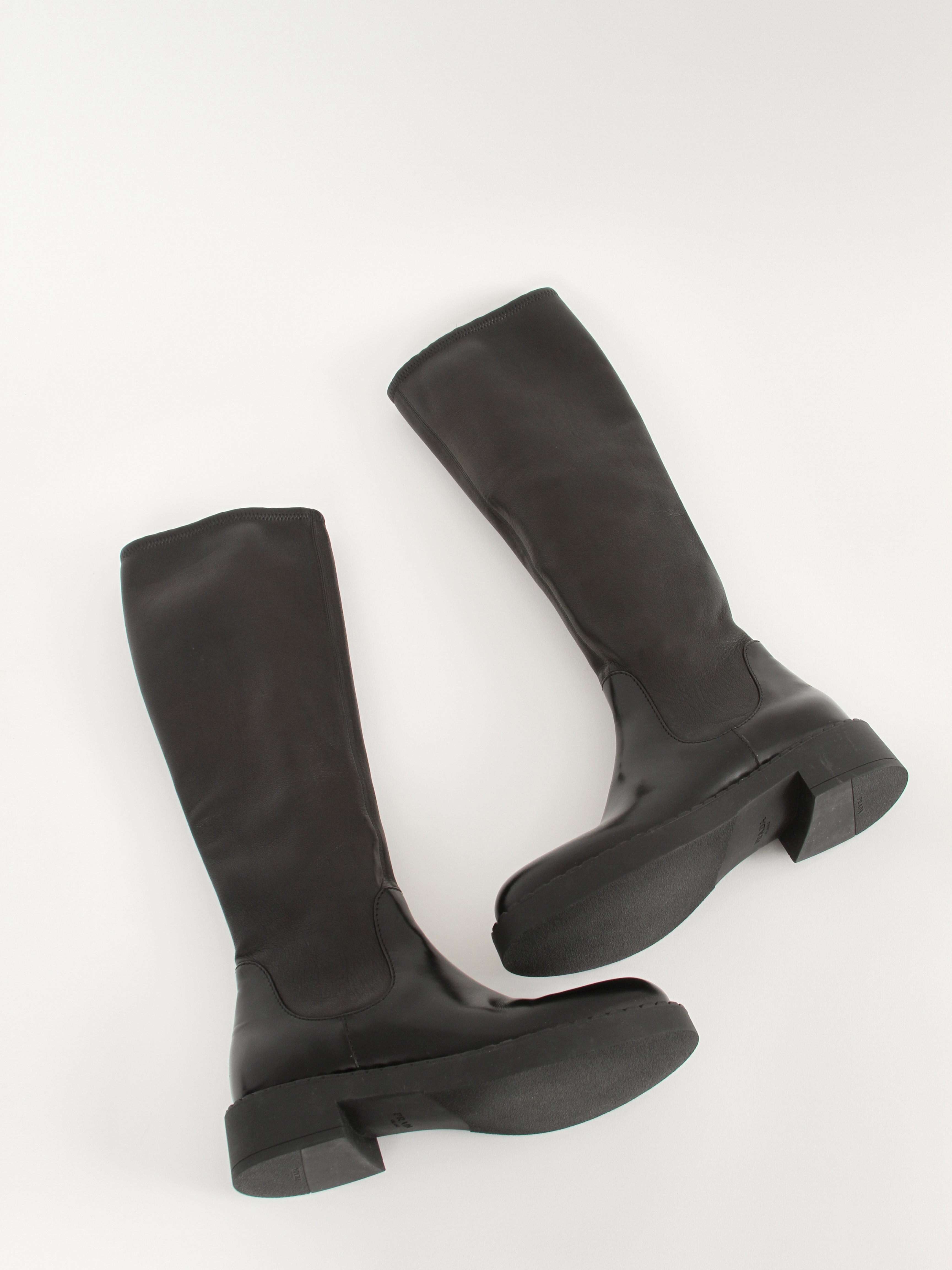 Prada 38 2