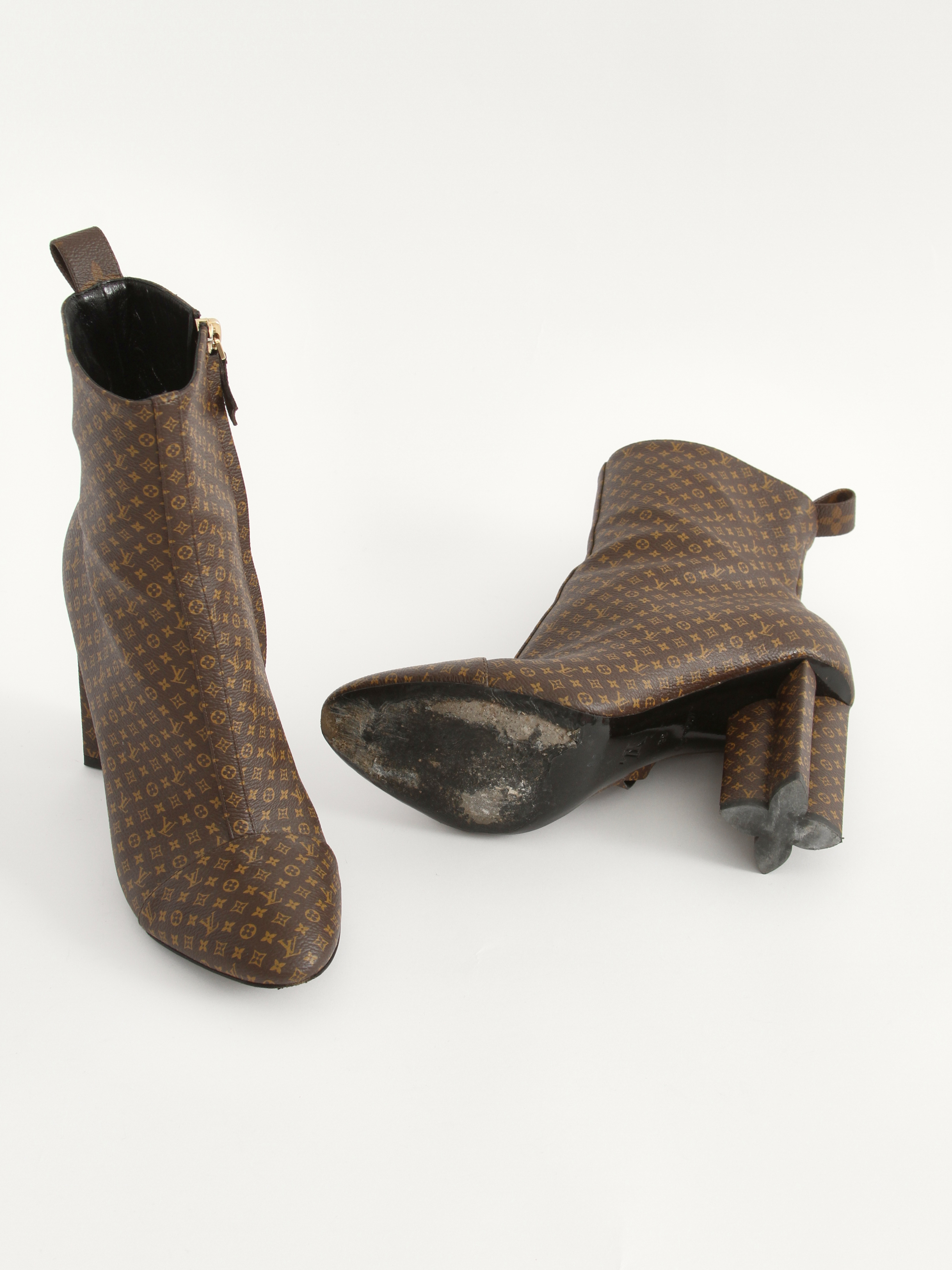 Louis Vuitton 38 6