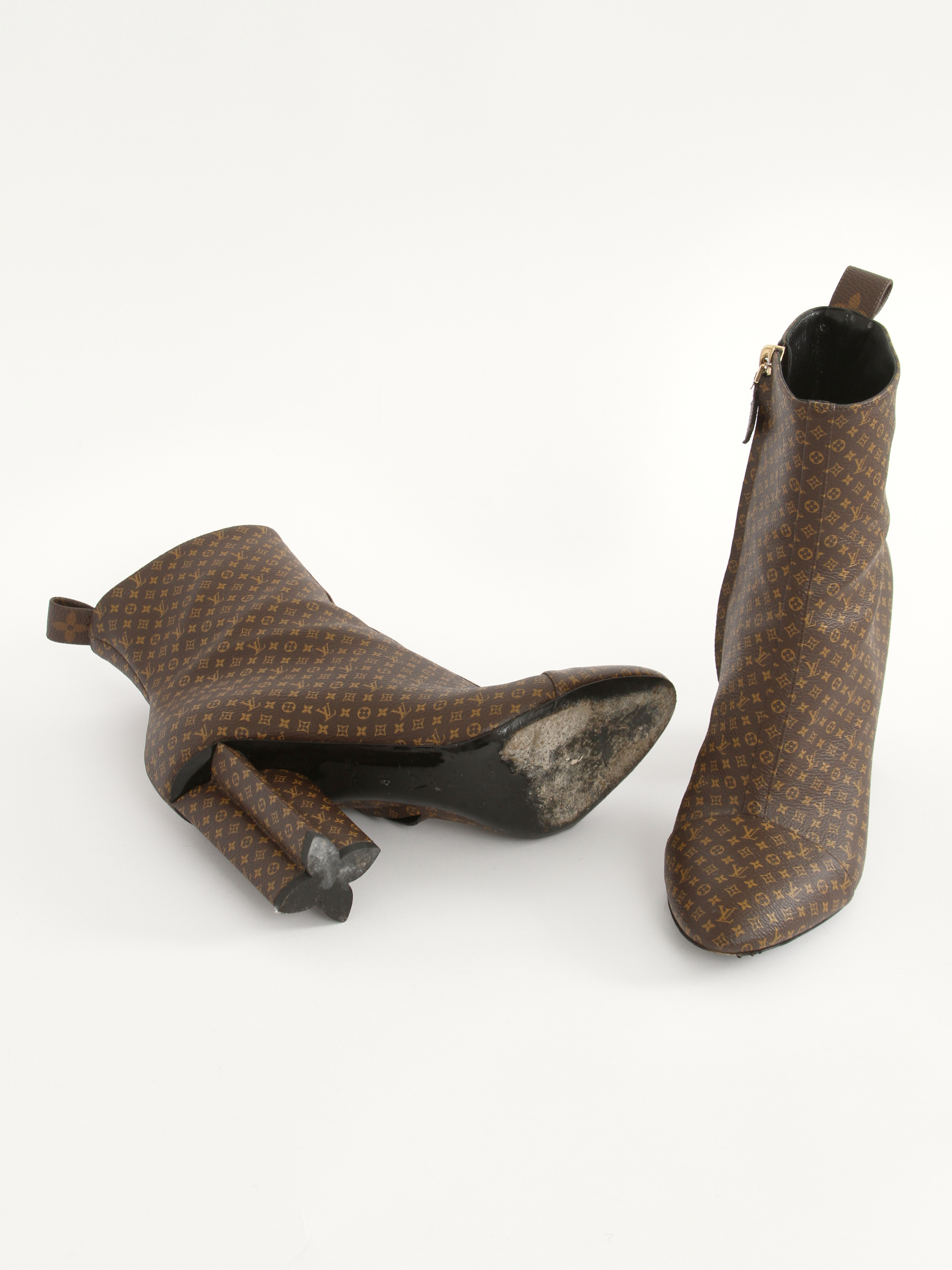 Louis Vuitton 38 7