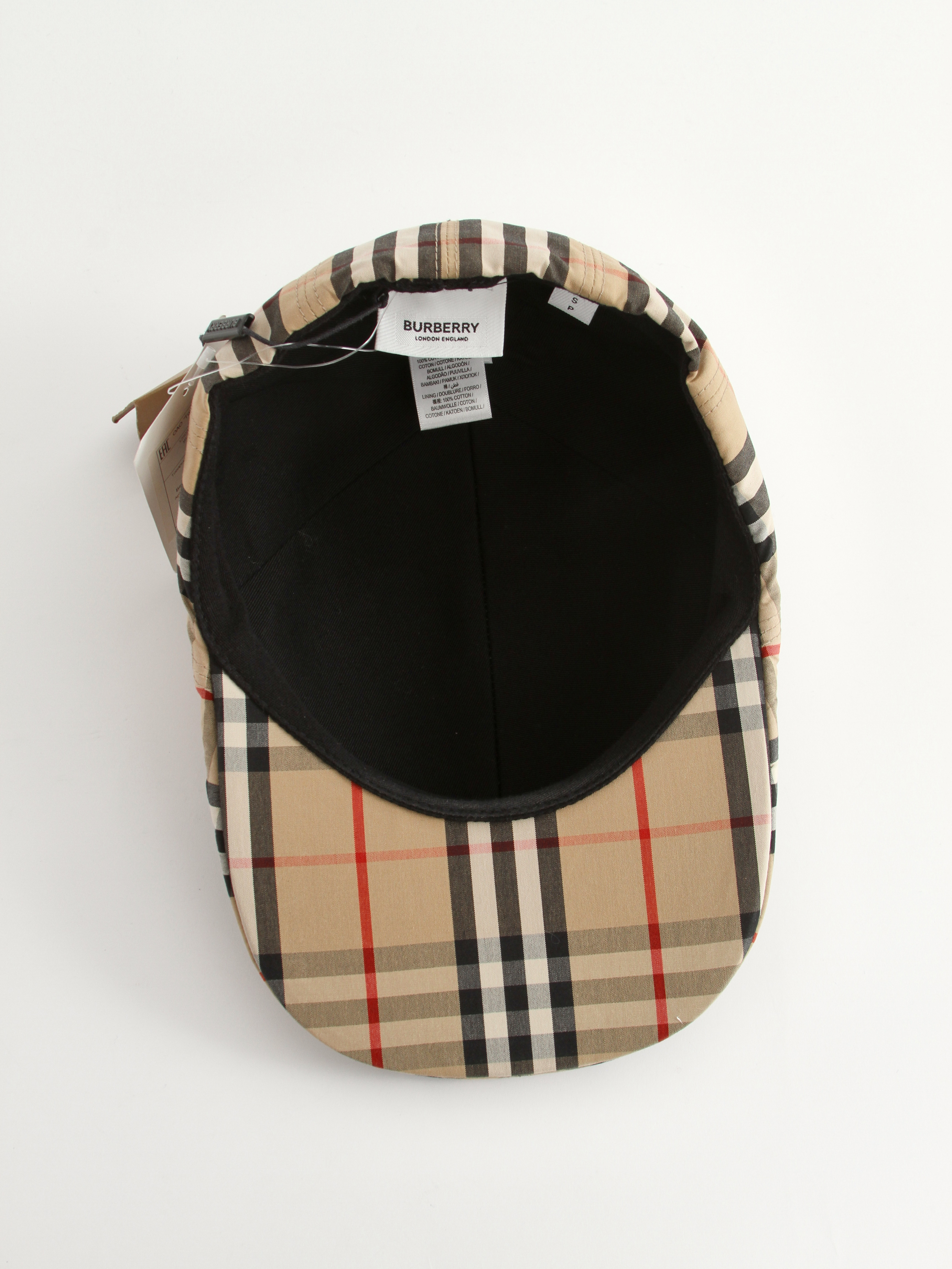 Burberry Cap 5