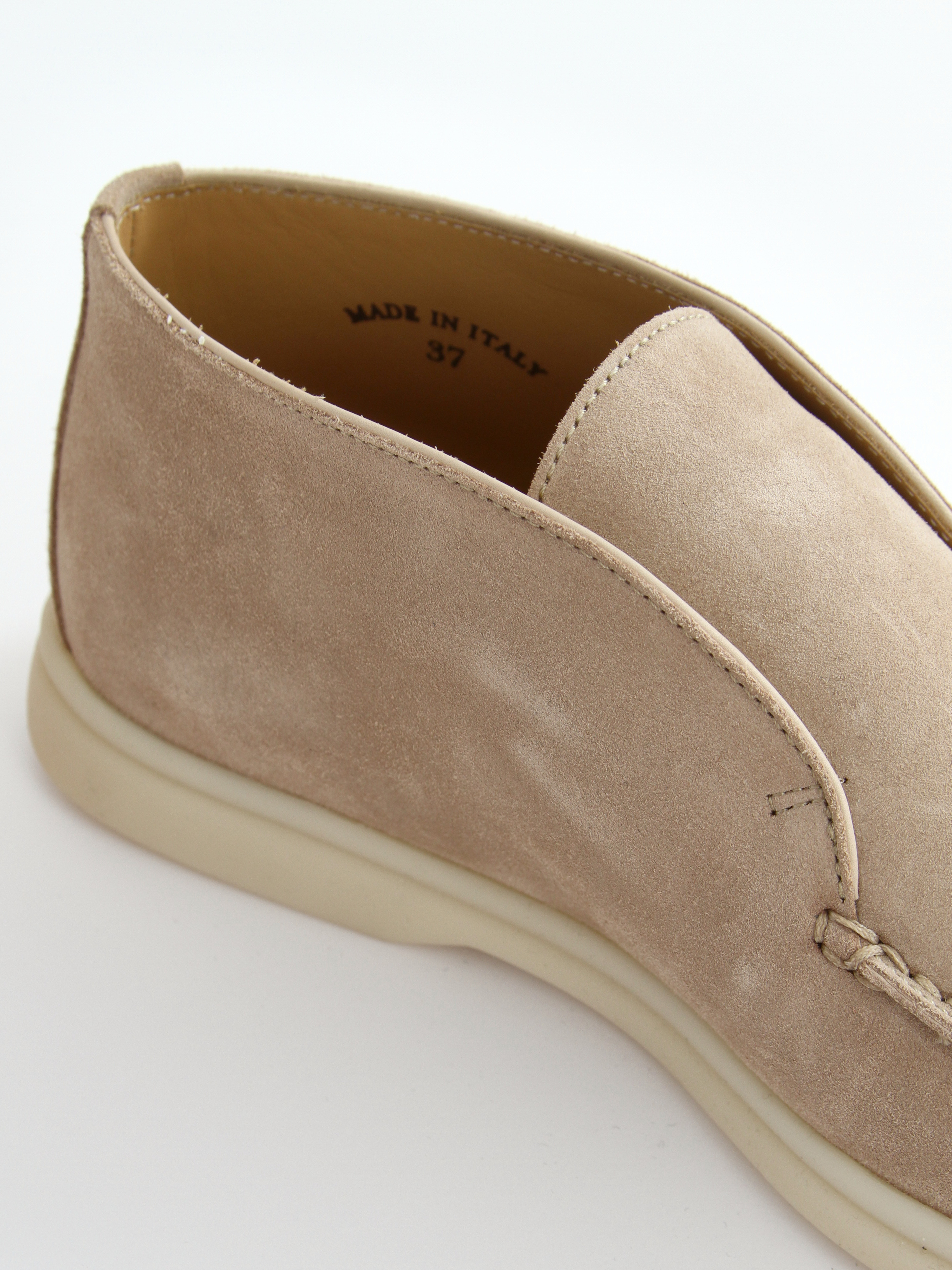 Loro Piana 37 11