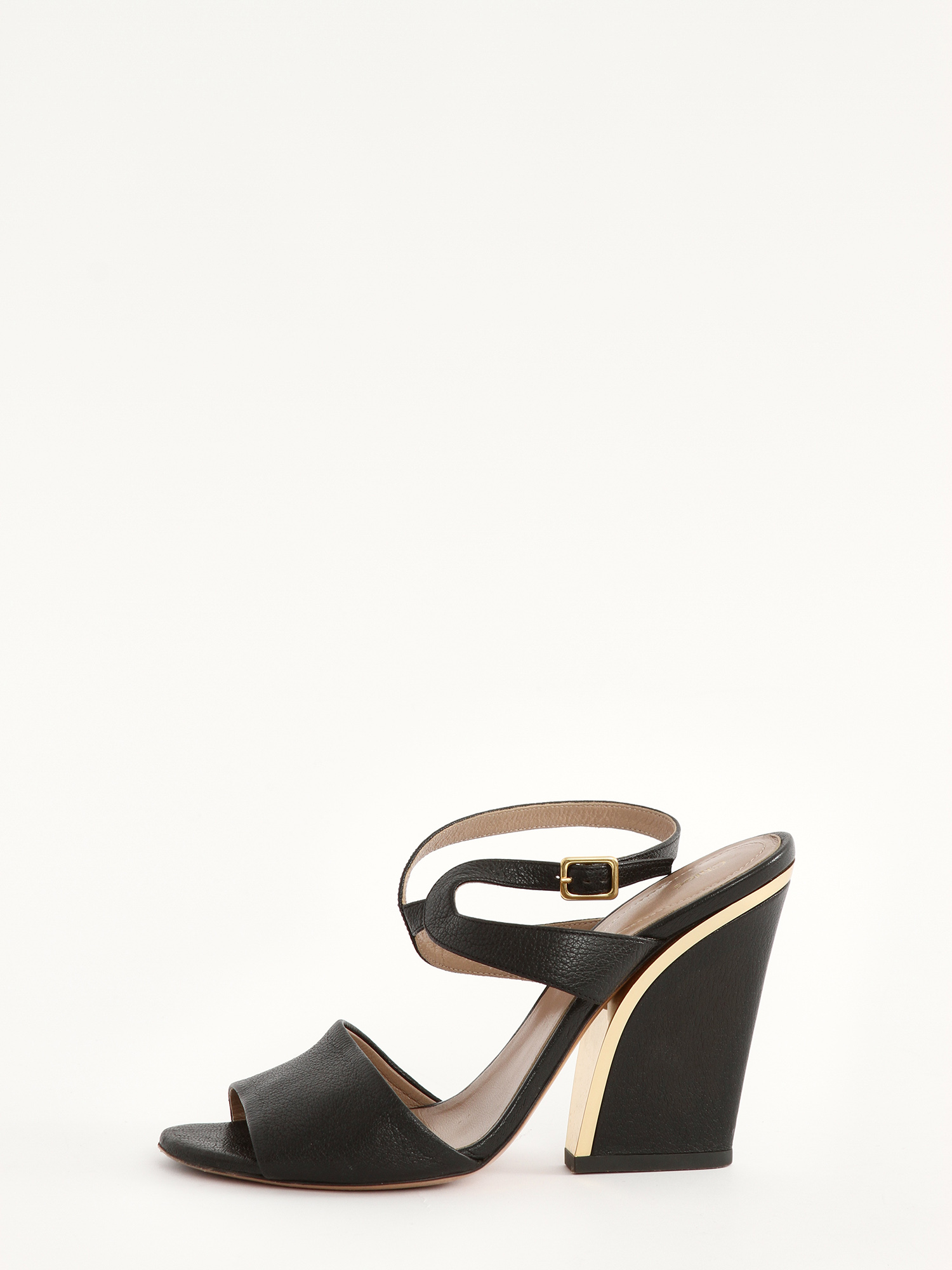 Chloe 40 1