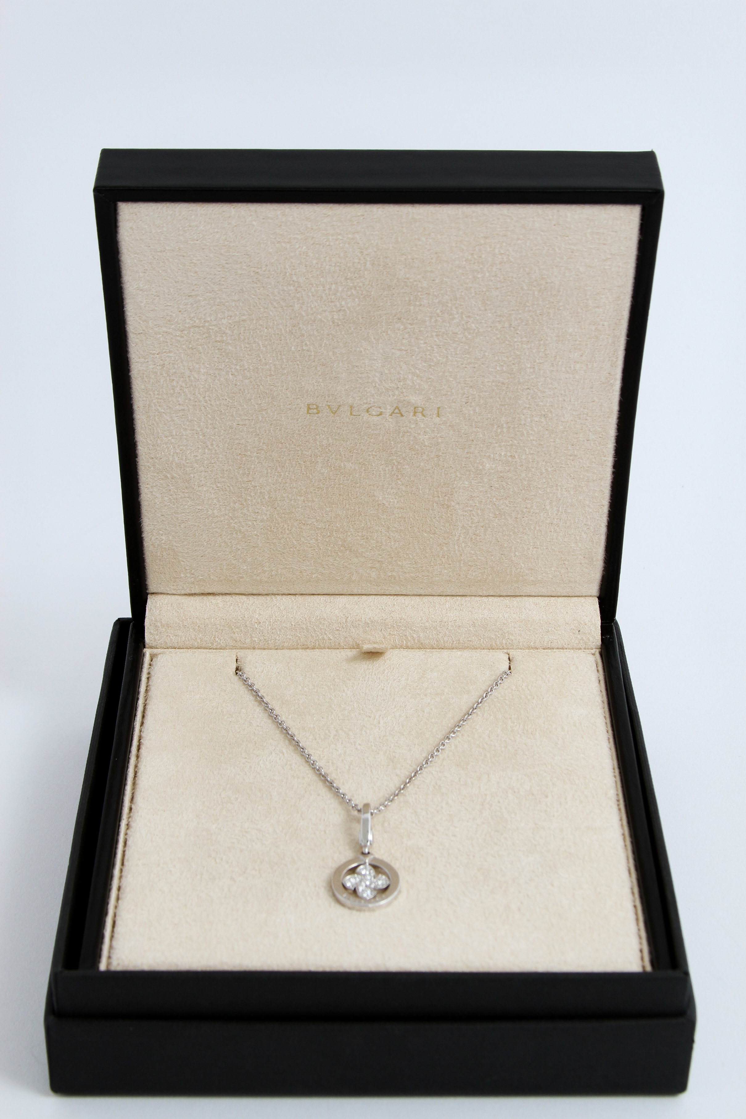 Bvlgari Necklace 4