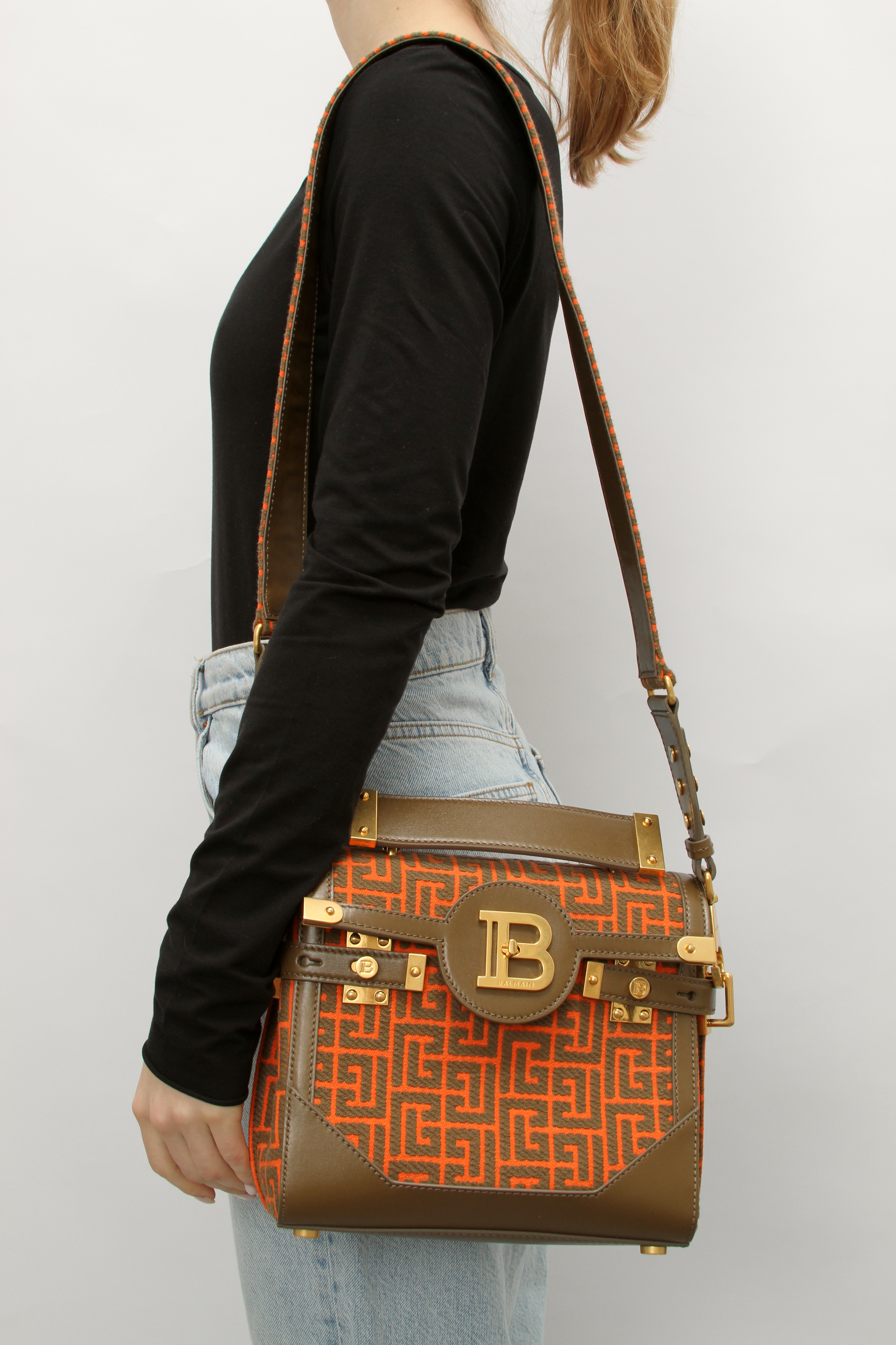 Balmain Buzz 23 11