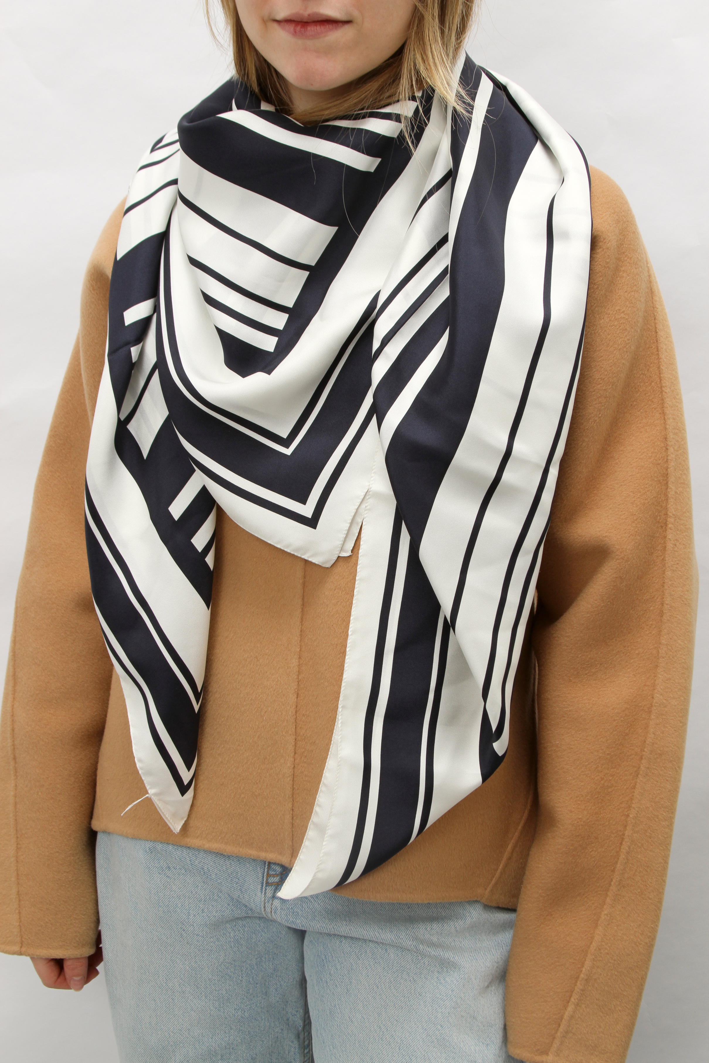 Chloe Scarf 3